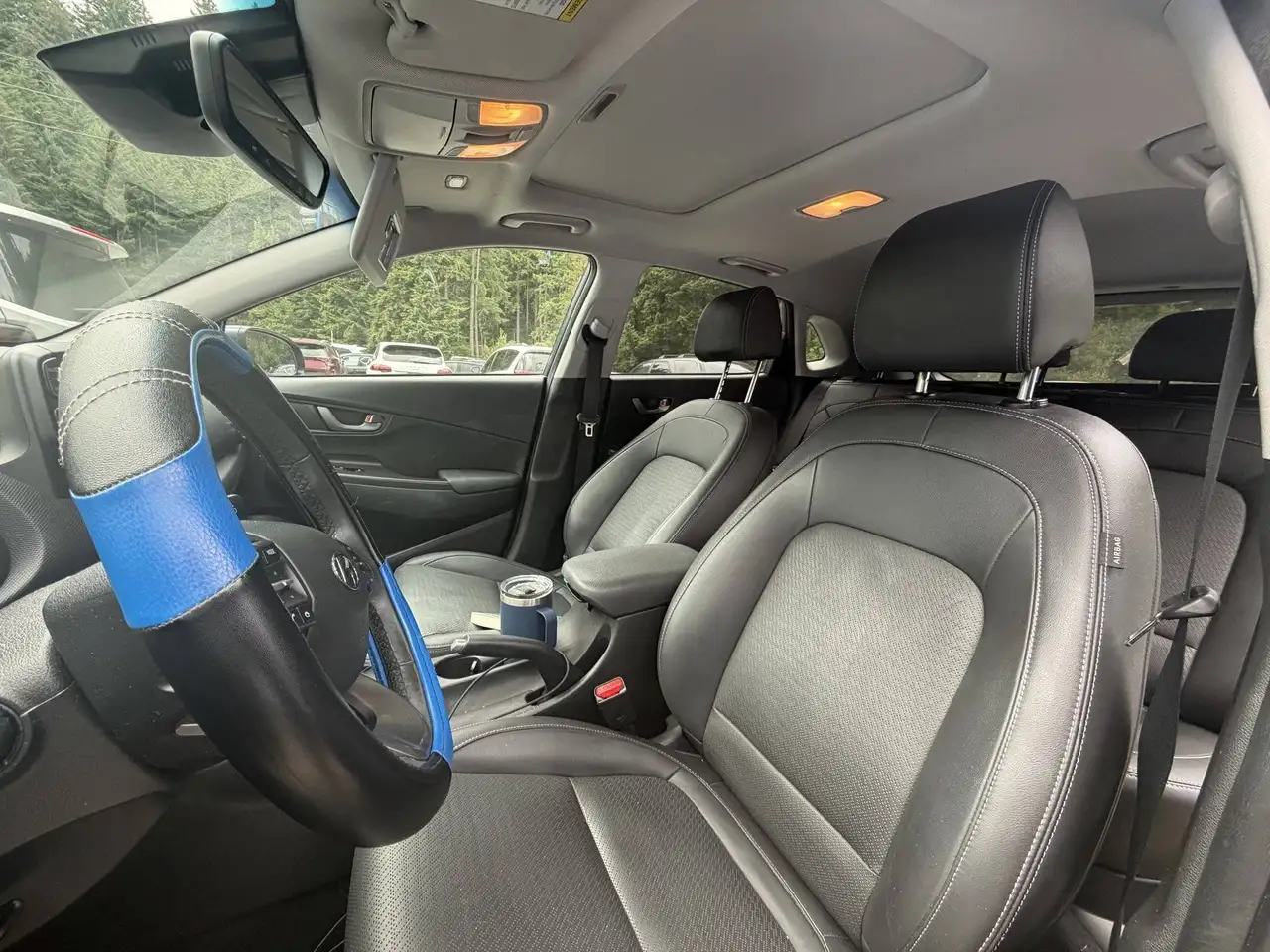 Hyundai KONA photo Hyundai KONA