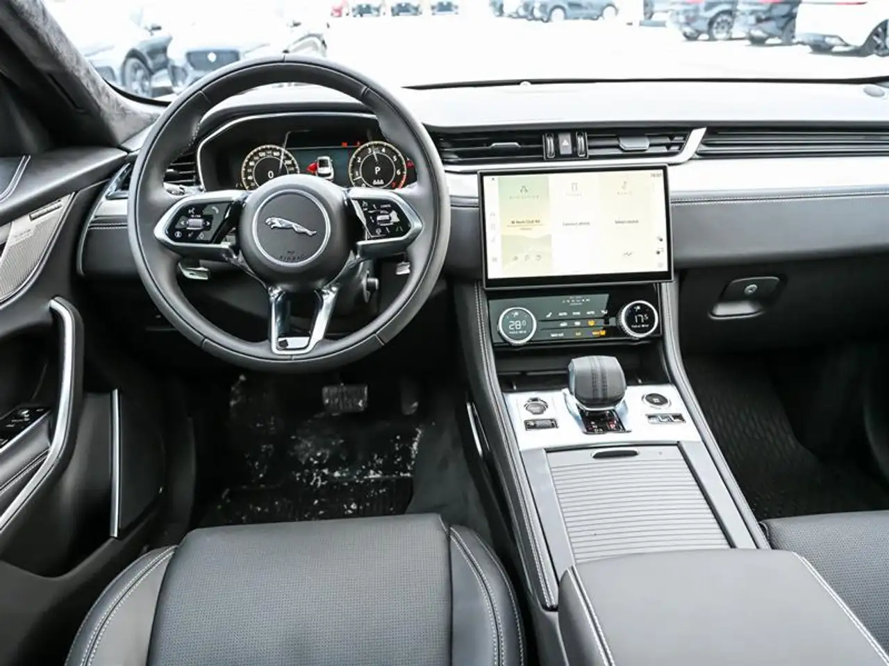 Jaguar F-Pace снимка Jaguar F-Pace