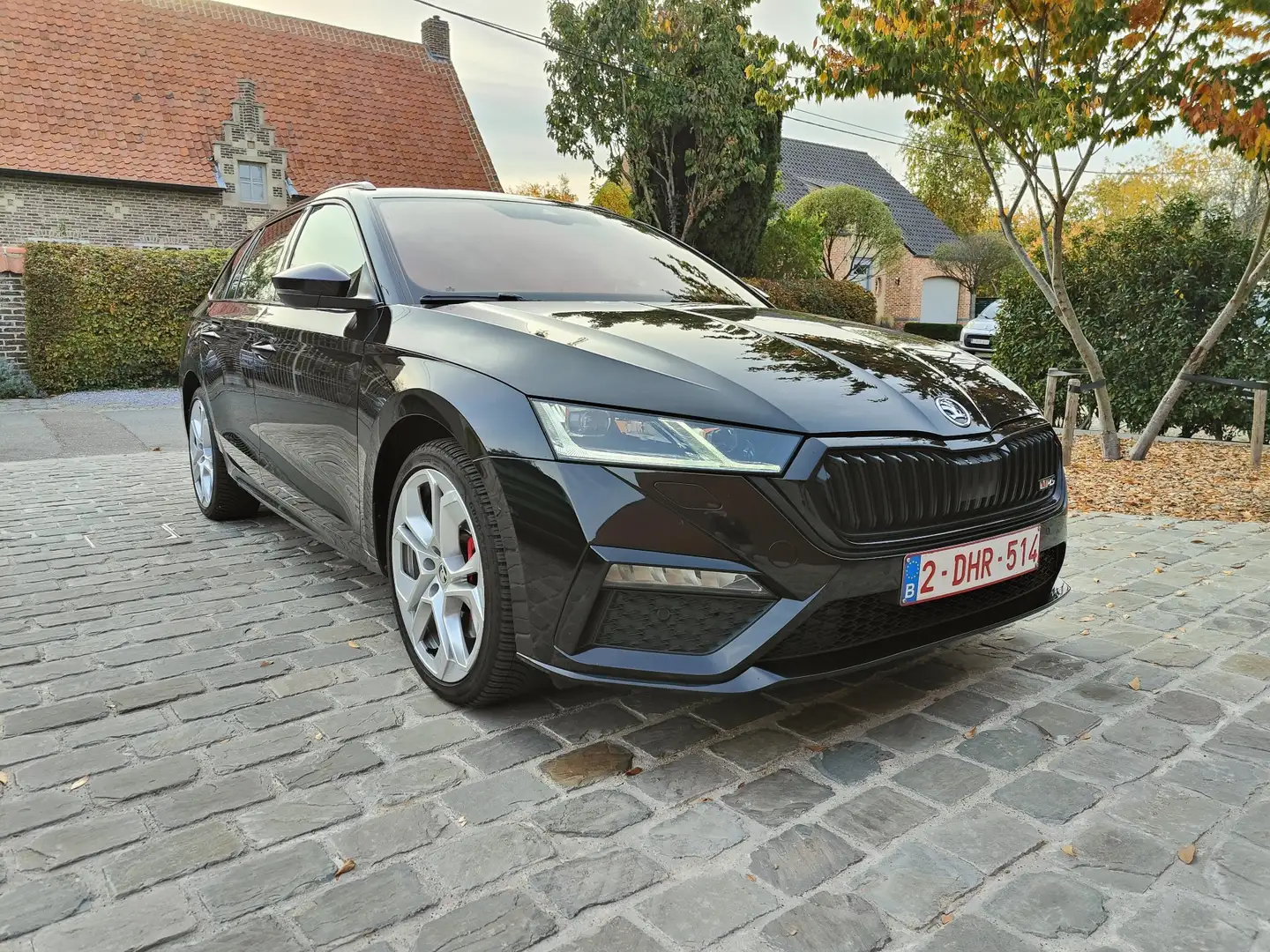 Skoda Octavia Combi 1.4 TSI iV DSG RS Zwart - 1