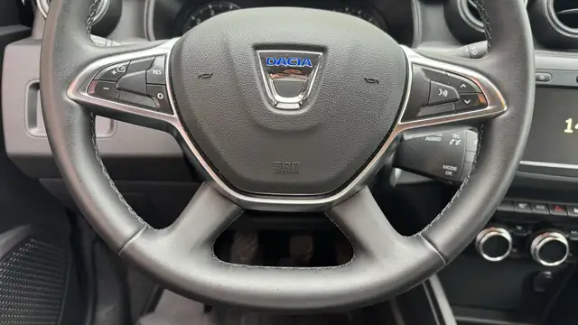 Dacia Duster view 20