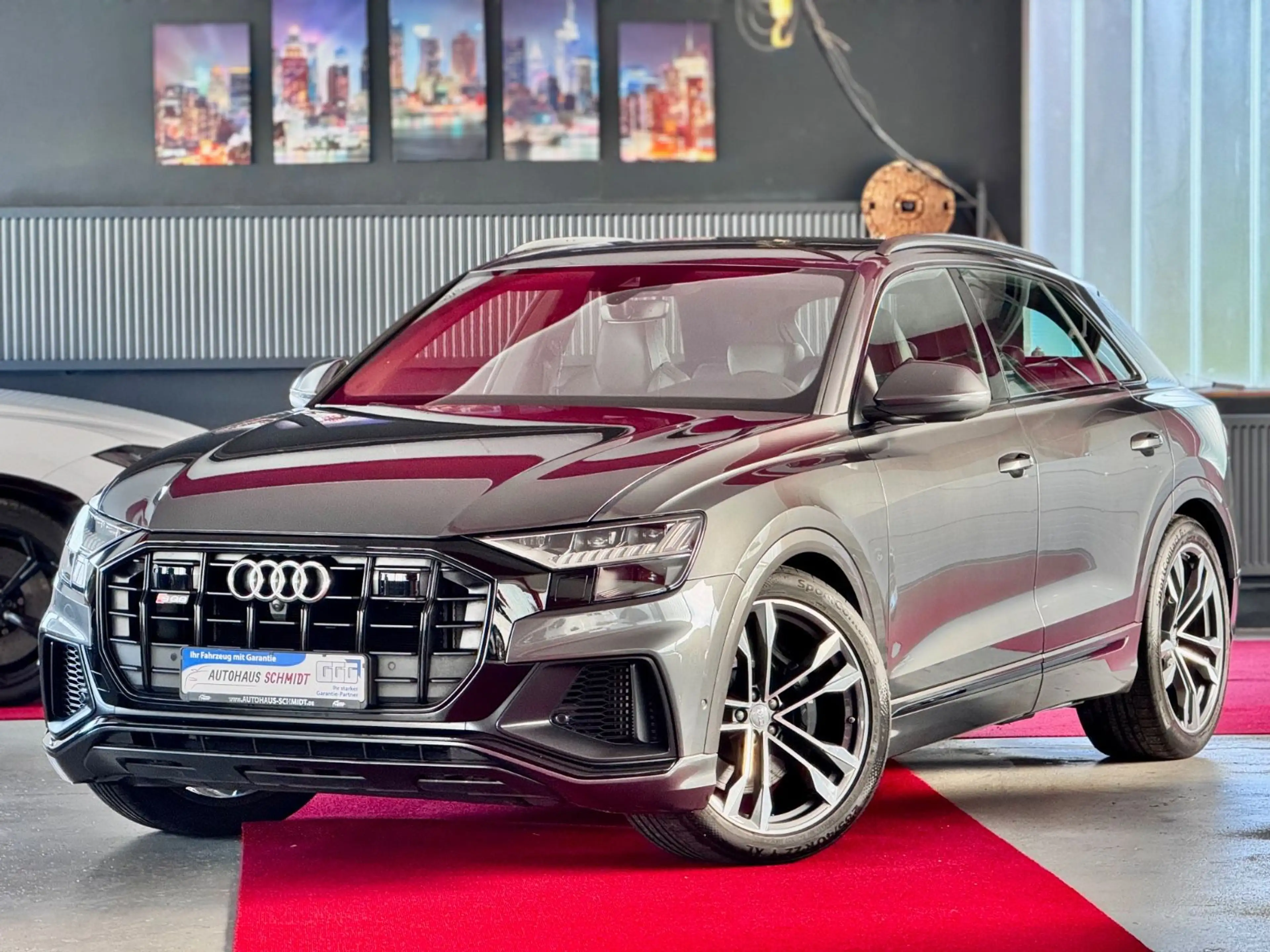 Audi SQ8 TDI Matrix 360° Raute ACC Luft B&O Keyles 22