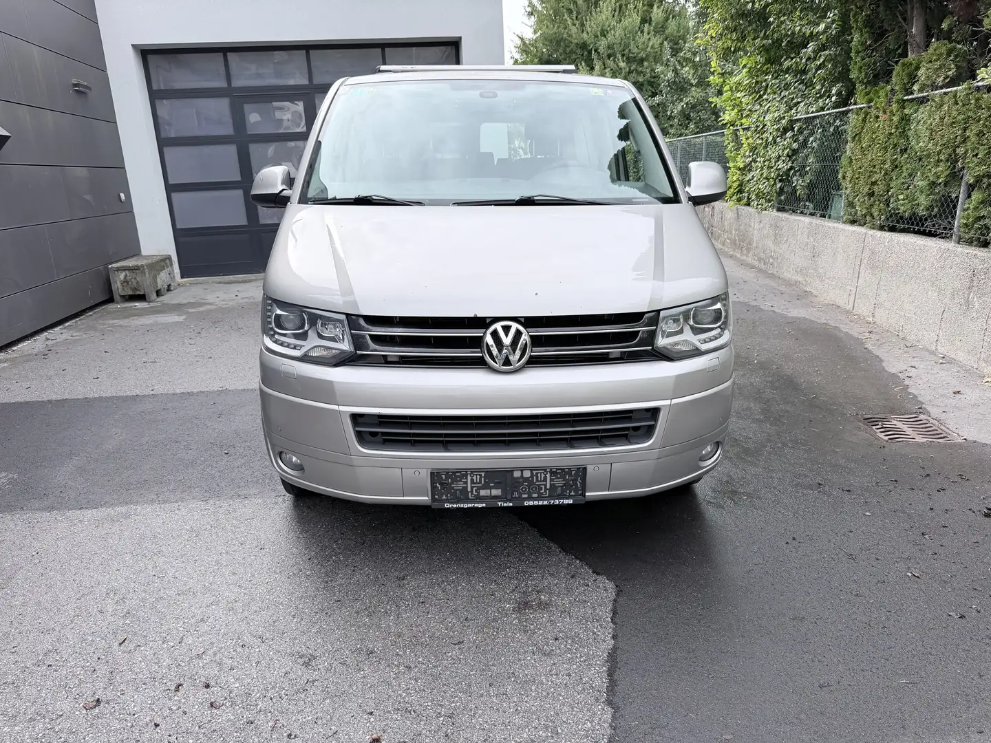 Volkswagen T6 Transporter 2,0 TDi, 4Motion Bronze - 2