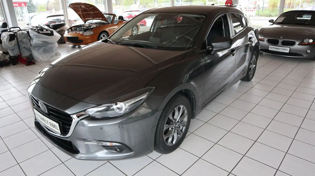 Mazda 3