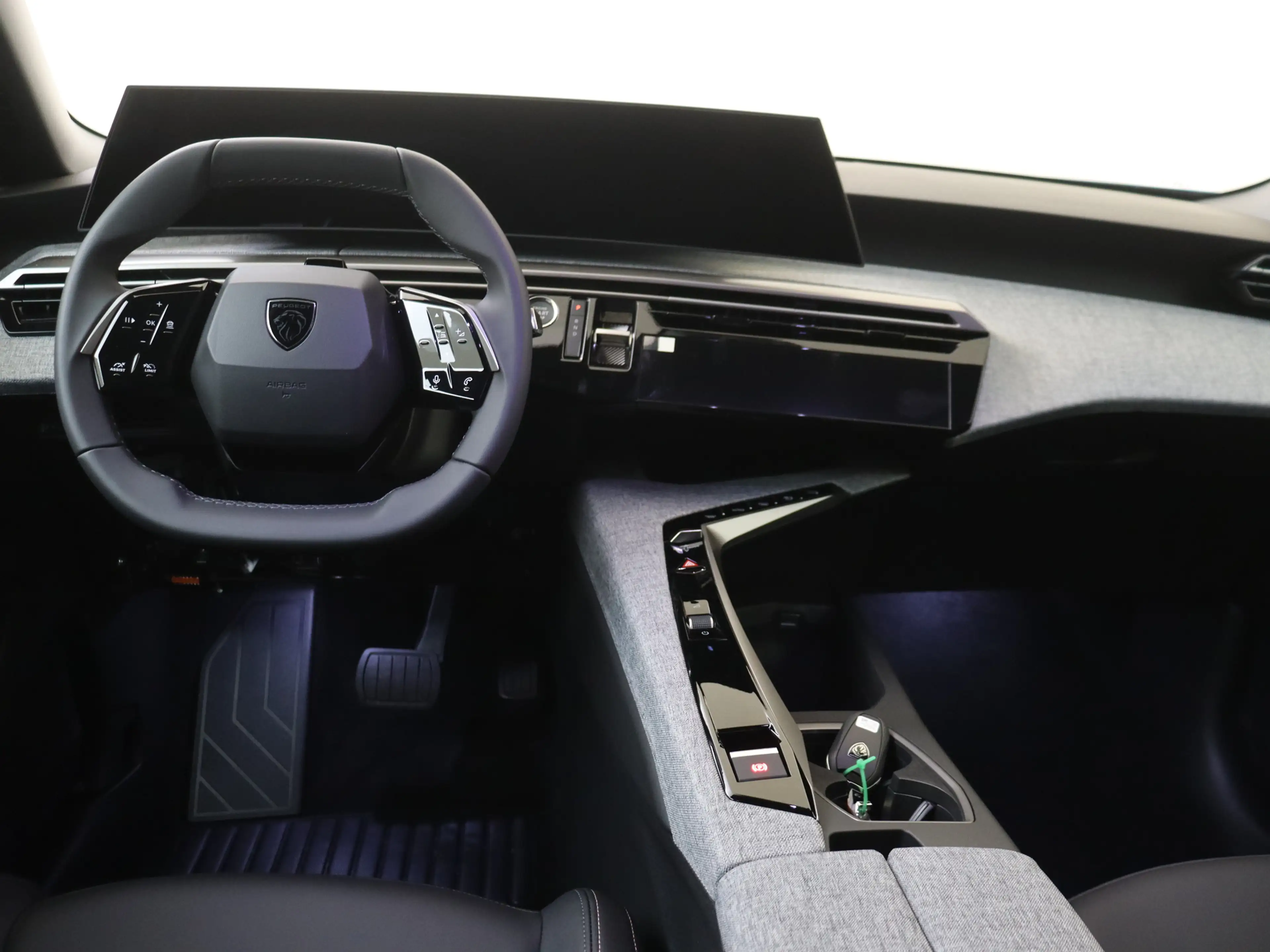 Peugeot 3008 e-3008 Allure Avantage 210 73 kWh DEMO!!! 8 JAAR G — photo 5