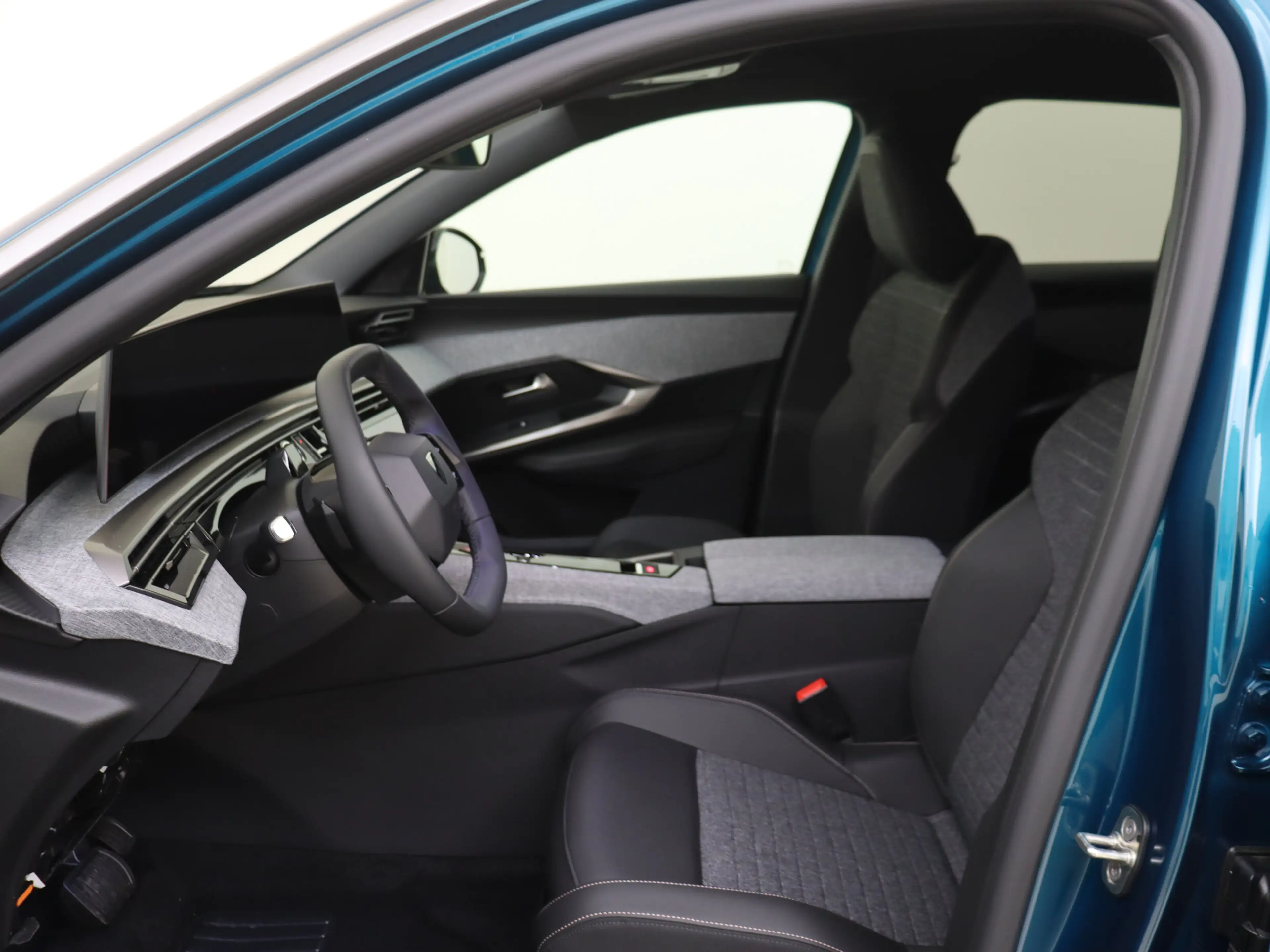 Peugeot 3008 e-3008 Allure Avantage 210 73 kWh DEMO!!! 8 JAAR G — photo 10