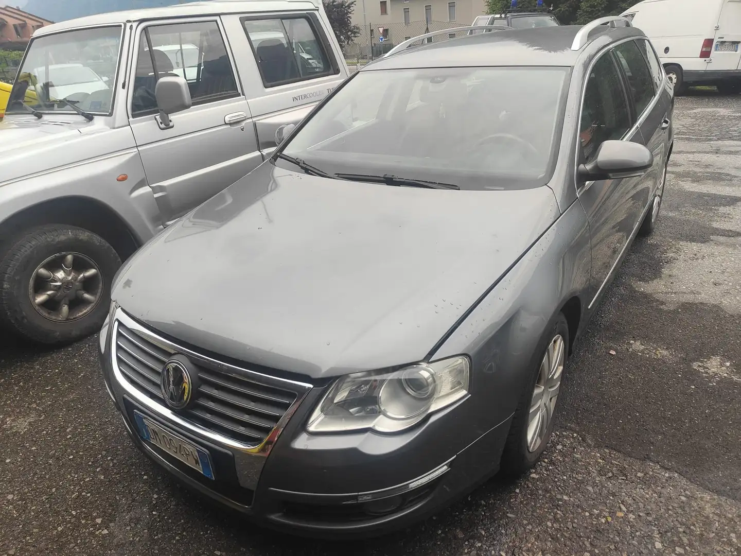 Volkswagen Passat 4X4 Grigio - 1