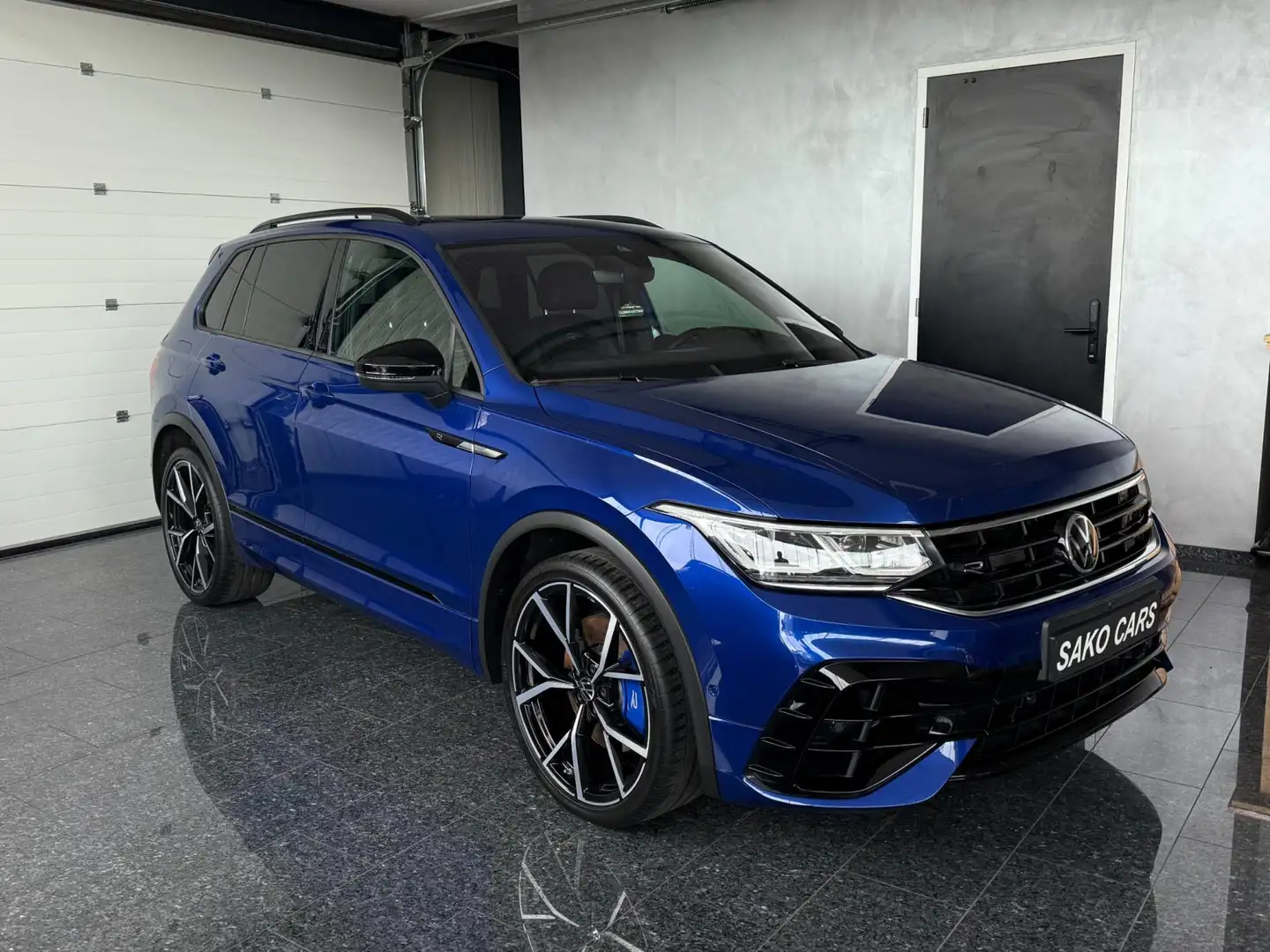 Volkswagen Tiguan 2.0 TSI R 75 Edition 4Motion Akrapovic Full Option Blauw - 2