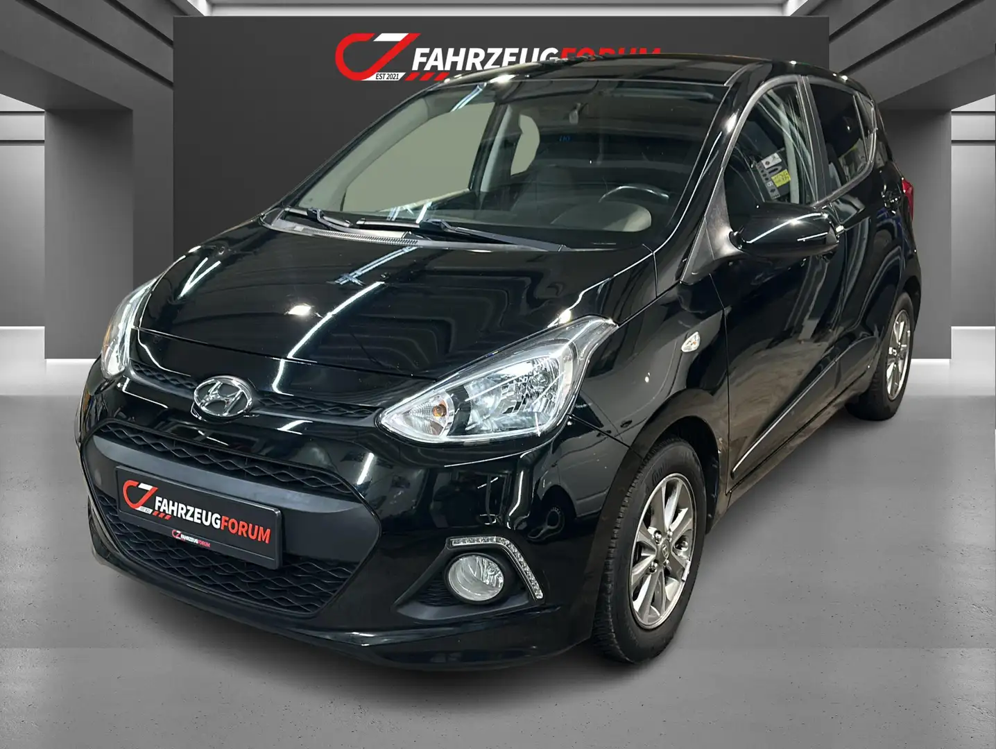 Hyundai i10 Passion Schwarz - 2