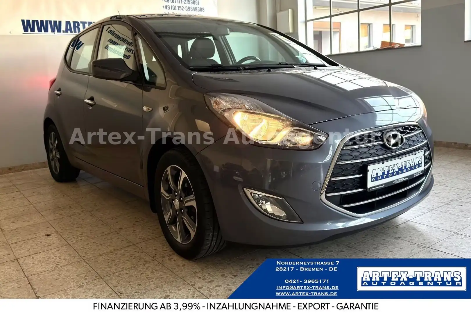 Hyundai iX20 1.6 Style/NAVI/KAMERA/KLIMAAUT/SHZ/ALU/AHK Grau - 1