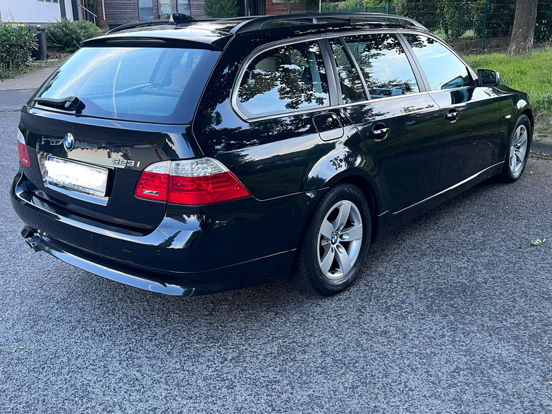 BMW 523 523i — photo 7