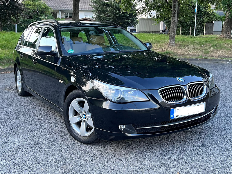 BMW 523 523i — photo 8