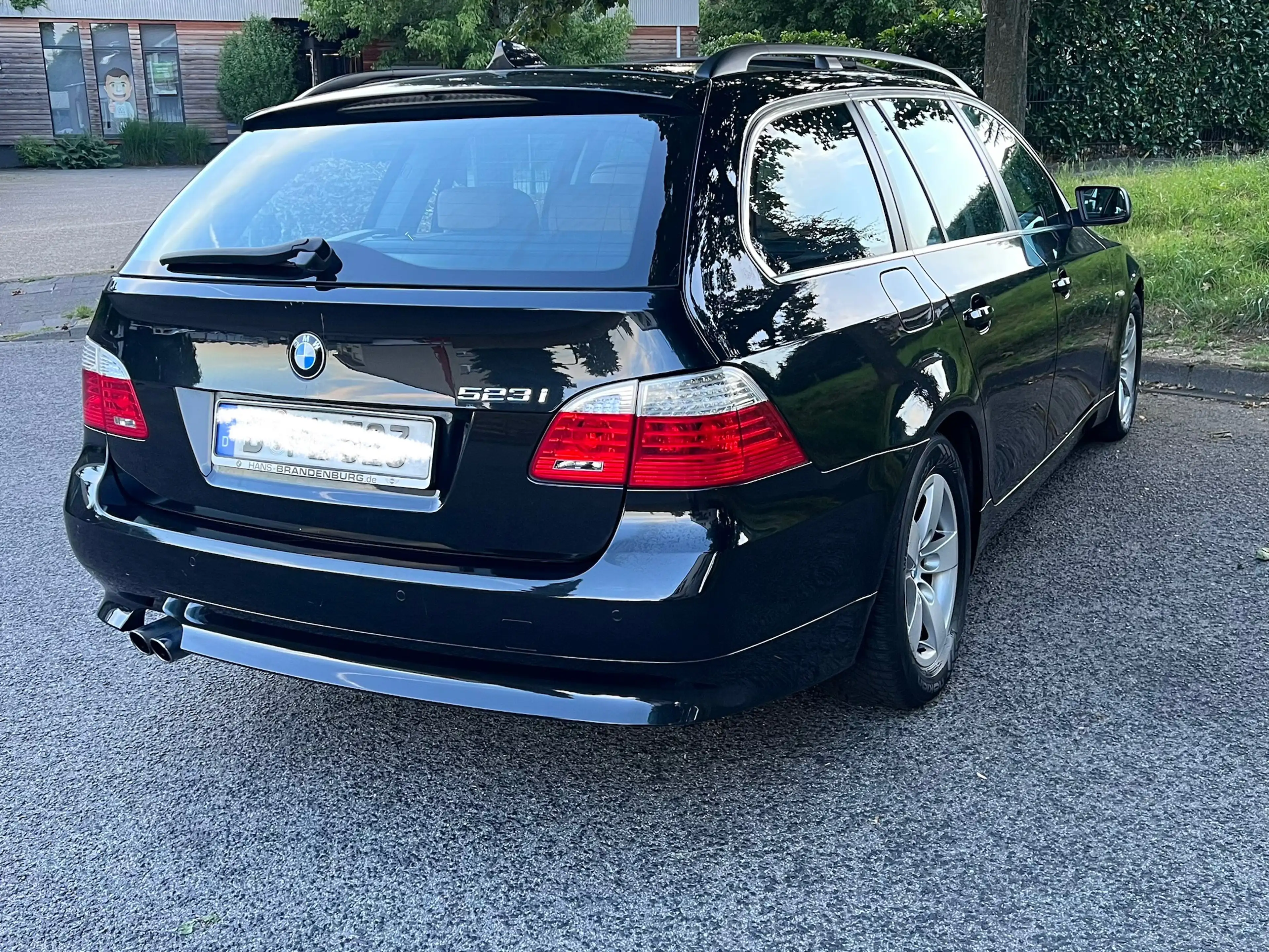BMW 523 523i — photo 6
