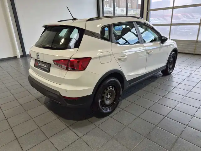 Seat Arona view 5