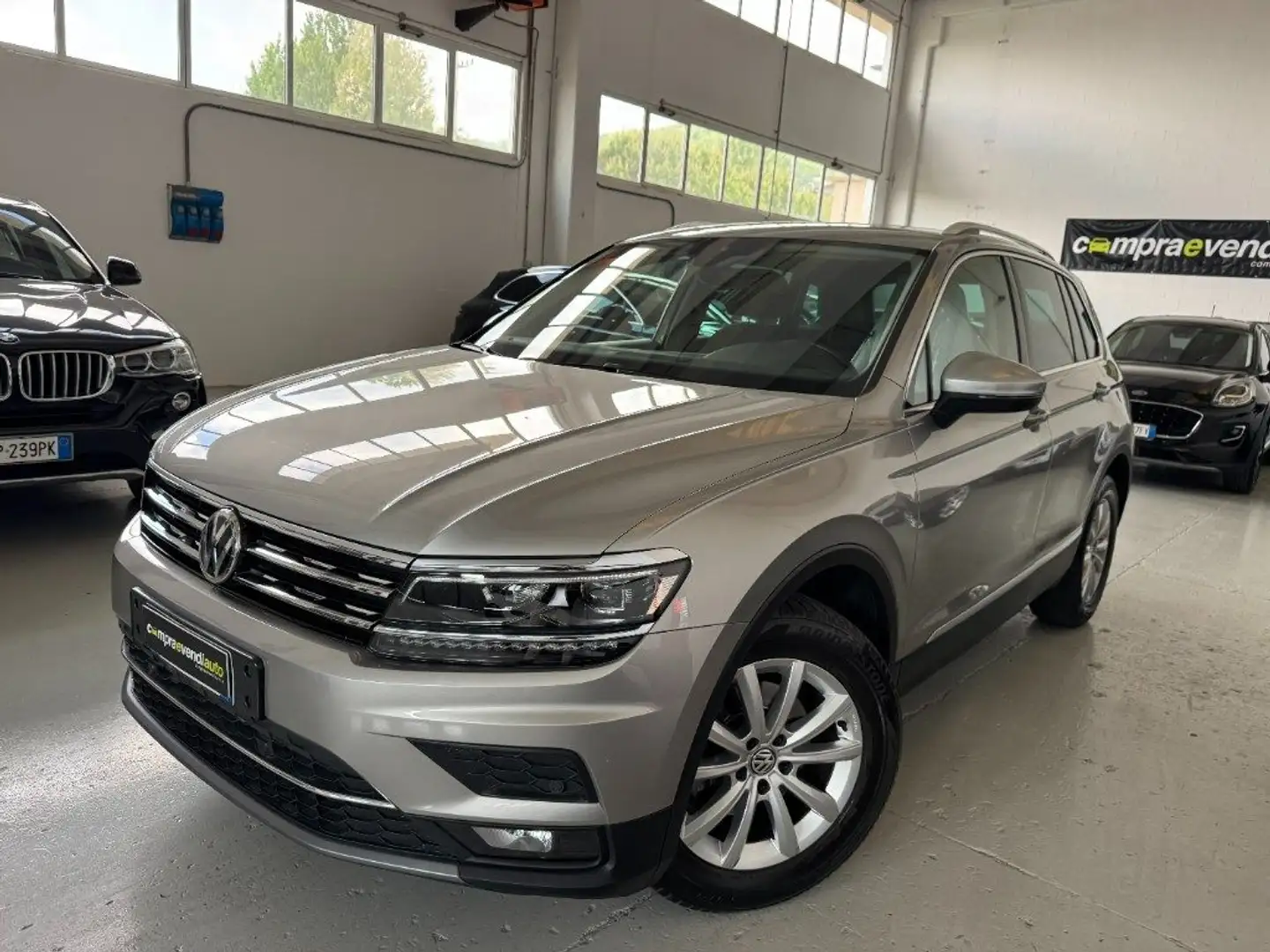 Volkswagen Tiguan 1.5 TSI 150 CV DSG Sport ACT BlueMotion Technology Argent - 1