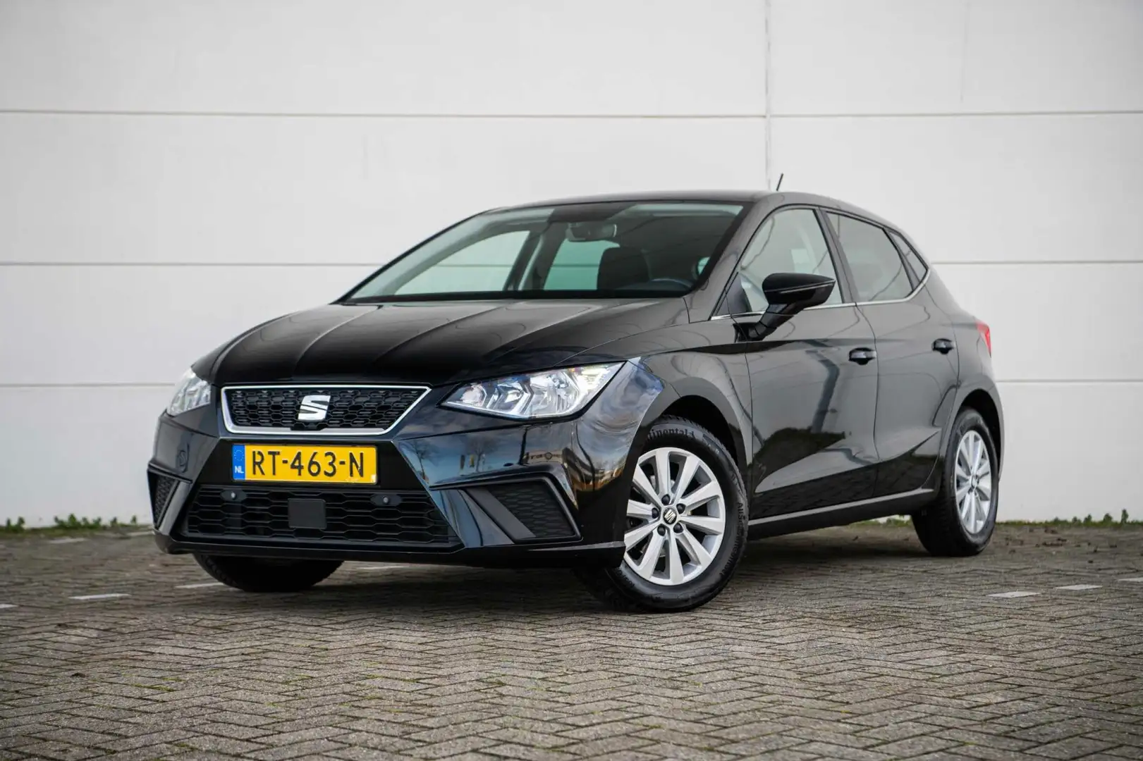SEAT Ibiza 1.0 TSI 95pk Style Business Intense |ACC|Navi|Came Zwart - 1