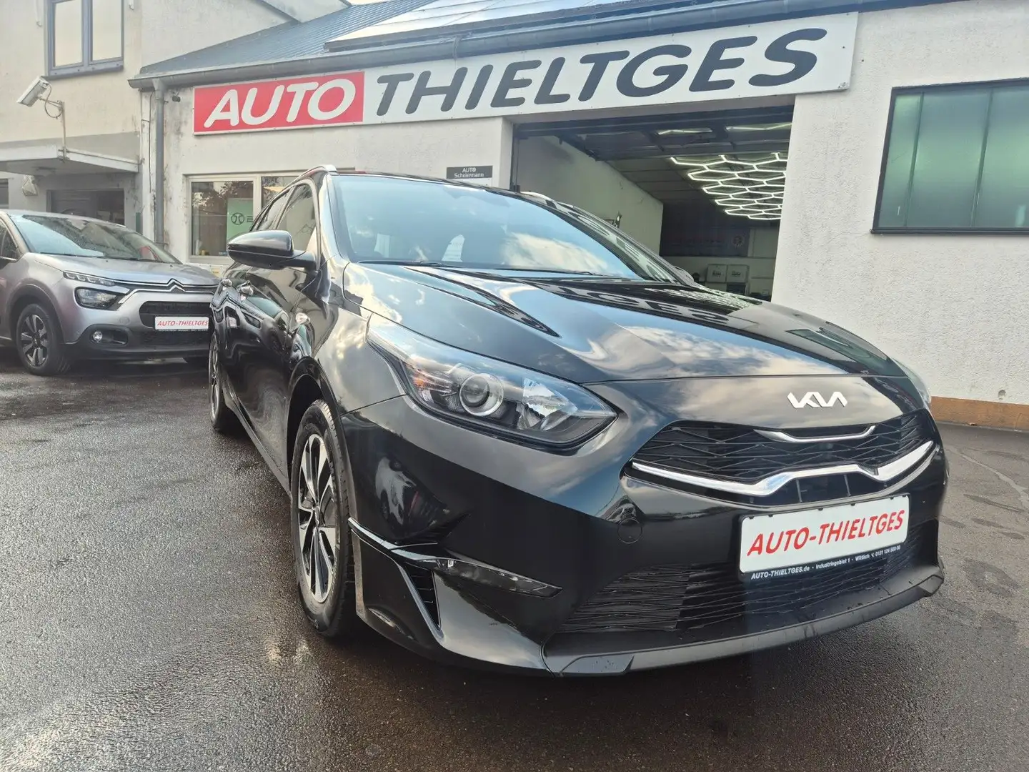 Kia Ceed / cee'd Ceed Kombi, 1,5 T Navi, Winterpaket Noir - 1
