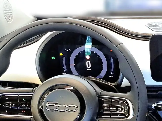 Fiat 500 view 12