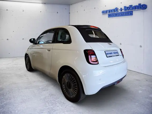 Fiat 500 view 4