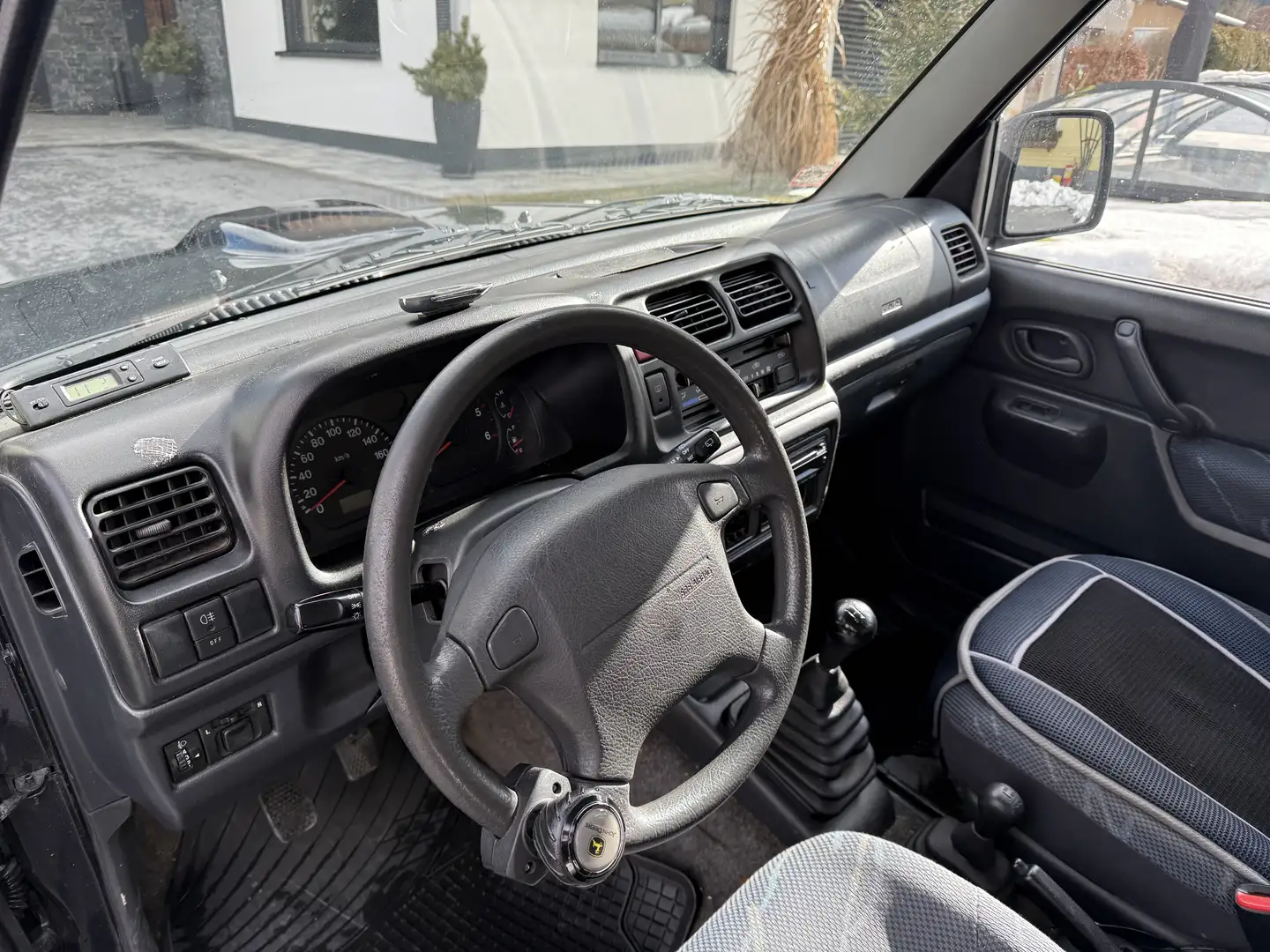 Suzuki Jimny Jimny 1,5 VX DDiS VX Schwarz - 1