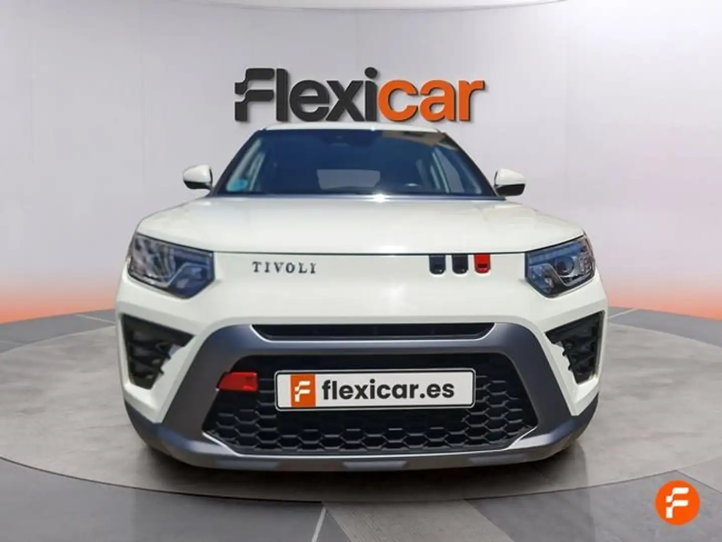 SsangYong Tivoli G15 Urban Plus 4x4 Blanco - 2