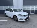 Volkswagen Passat Sport BlueMotion Weiß - thumbnail 2