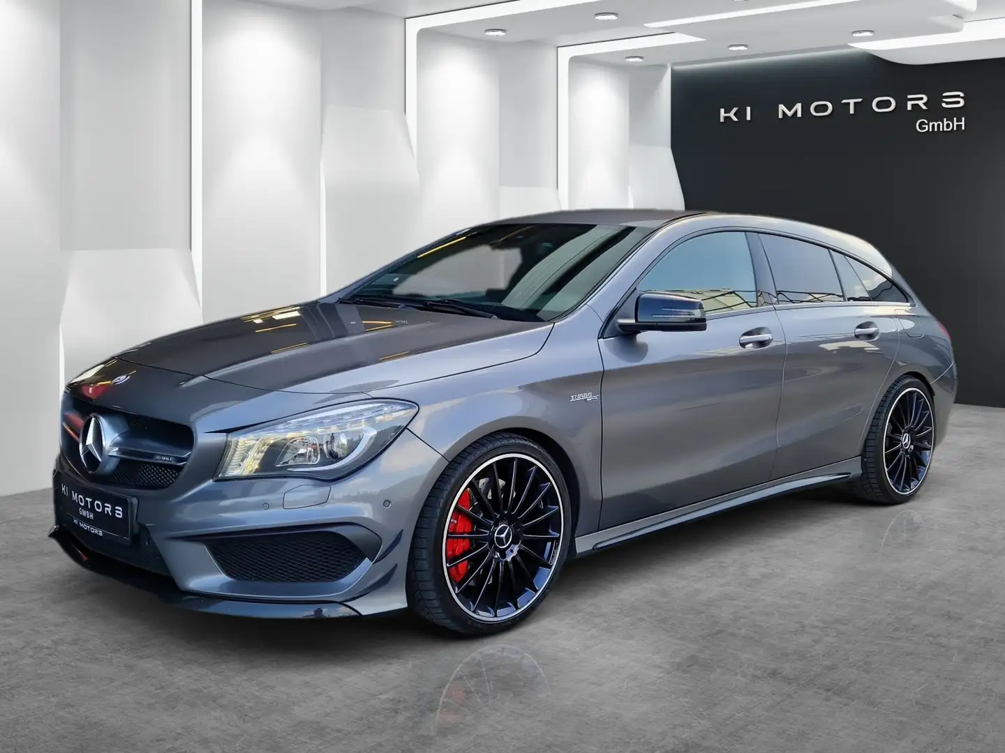 Mercedes-Benz CLA 45 AMG CLA 45 AMG 4Matic (117.952) Grau - 1