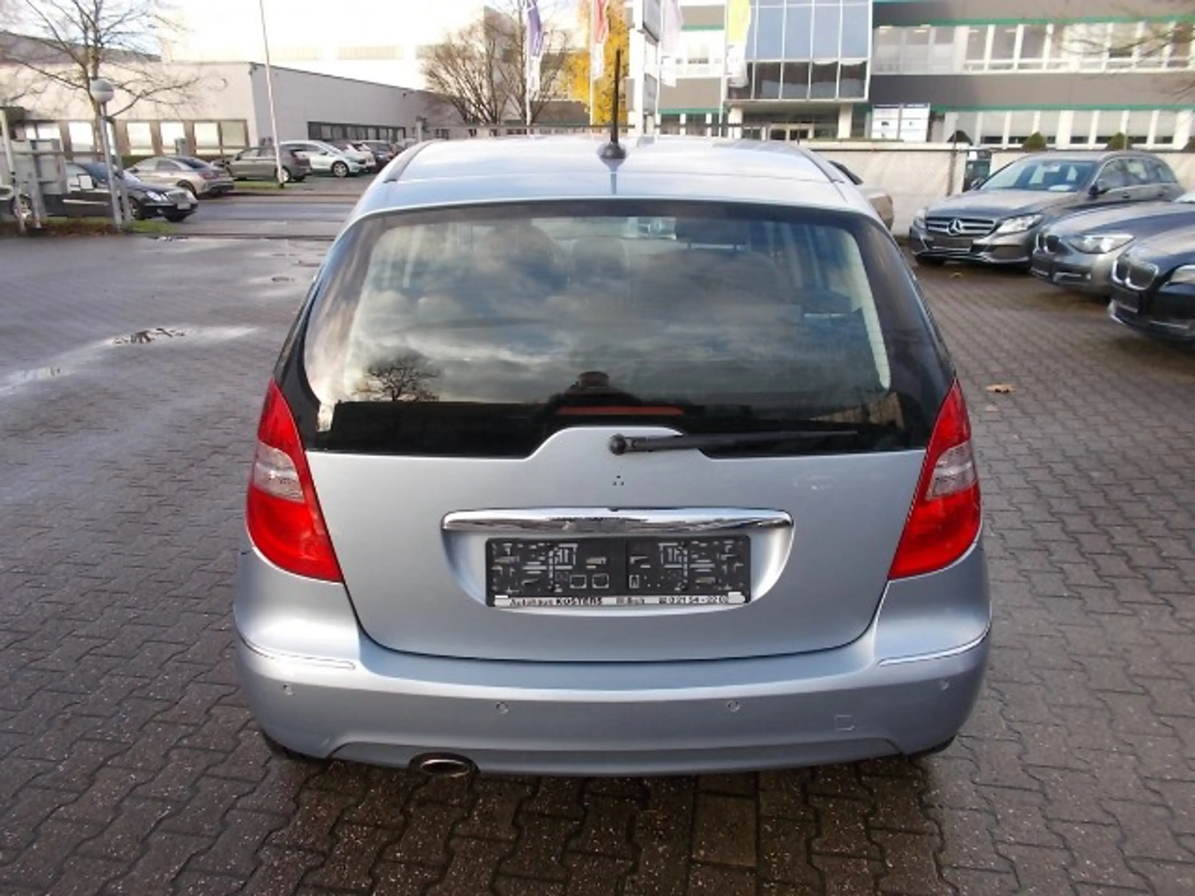 Mercedes-Benz A 150 A150 Elegance, Parkassistent Allwetter — photo 6