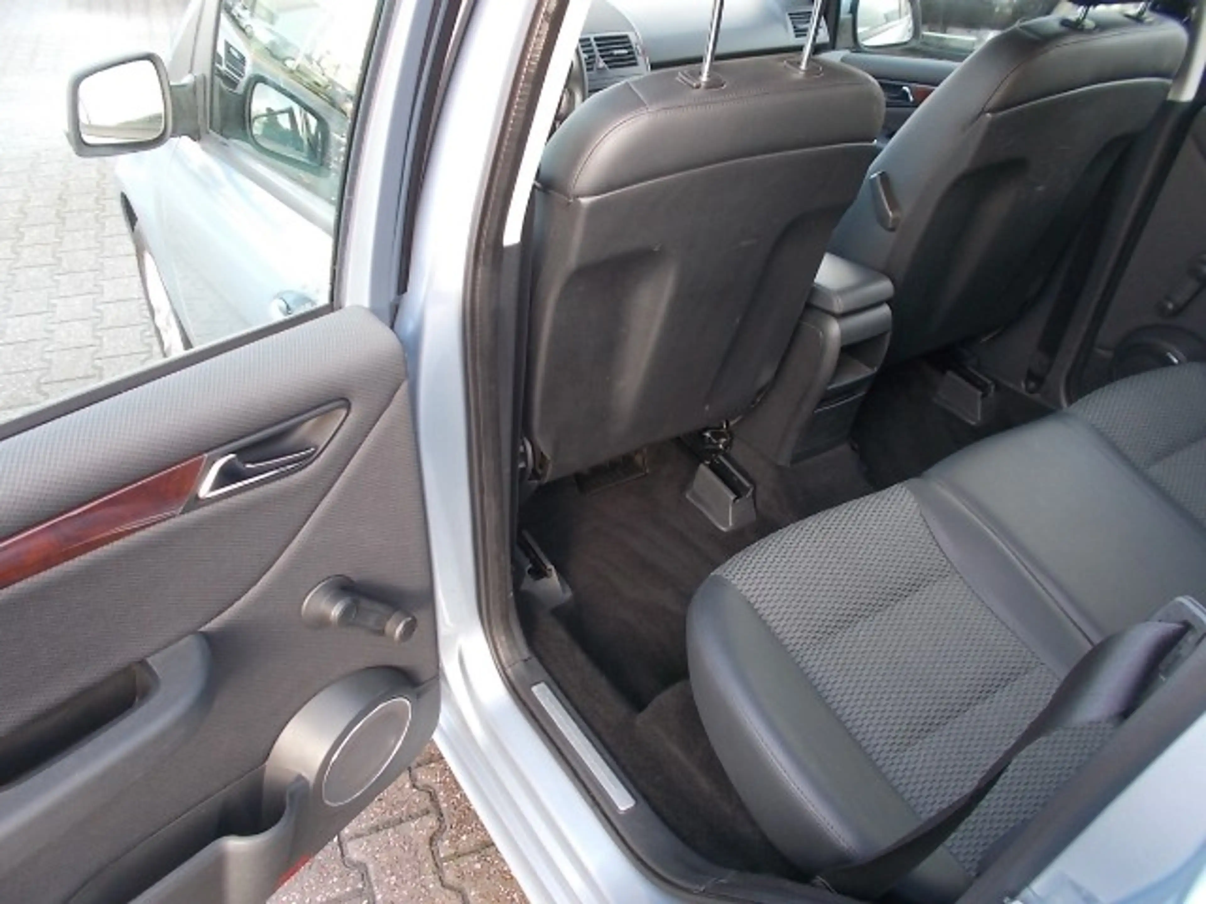 Mercedes-Benz A 150 A150 Elegance, Parkassistent Allwetter — photo 14