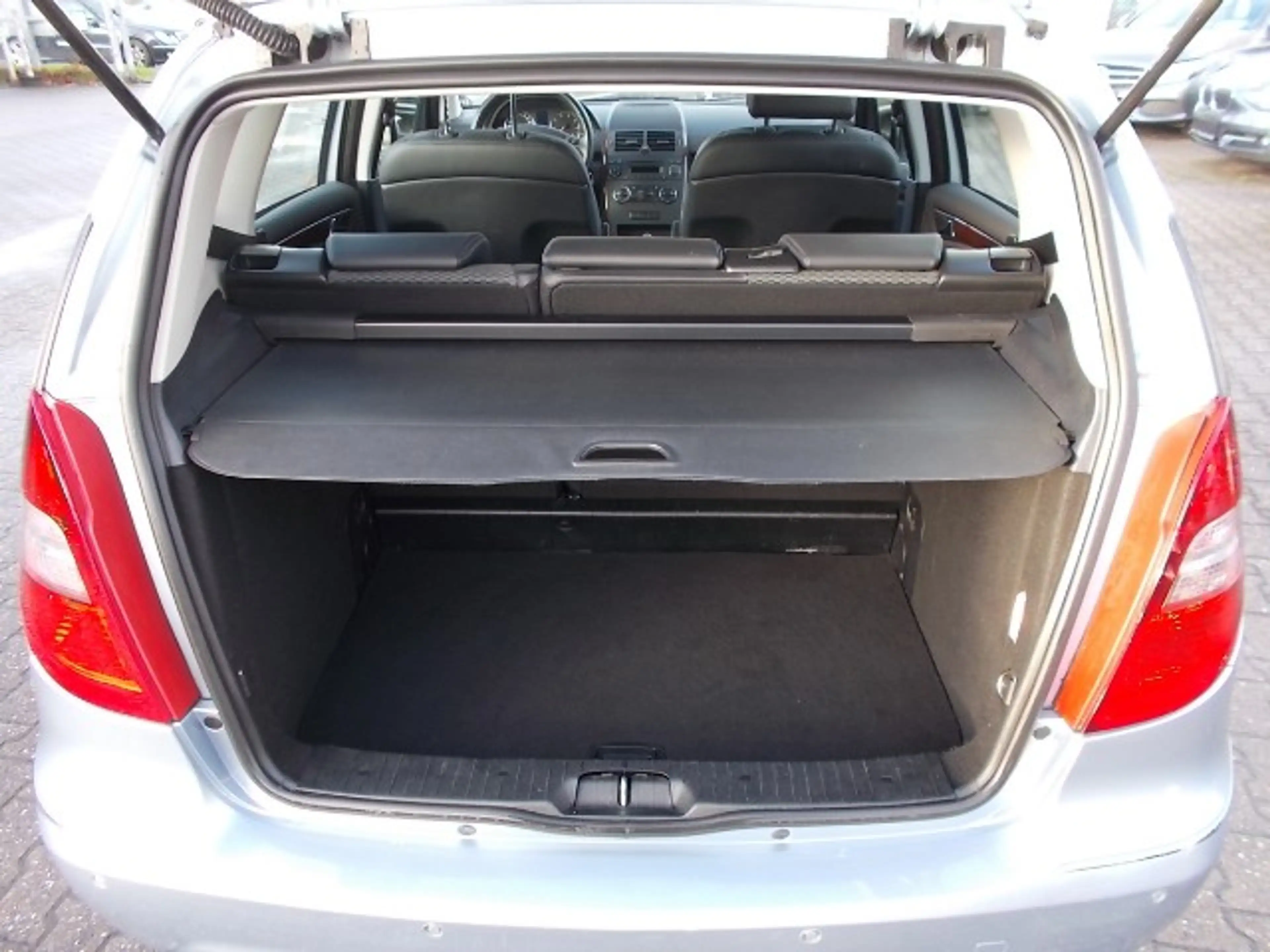 Mercedes-Benz A 150 A150 Elegance, Parkassistent Allwetter — photo 13
