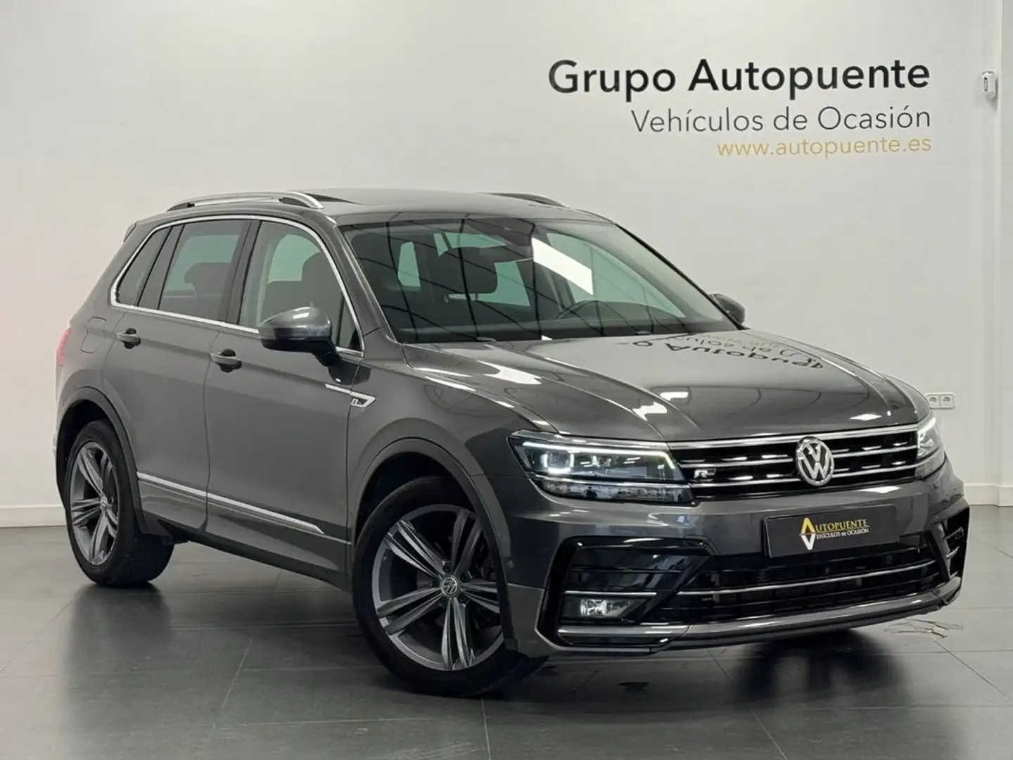 Volkswagen Tiguan R-LINE Gris - 1