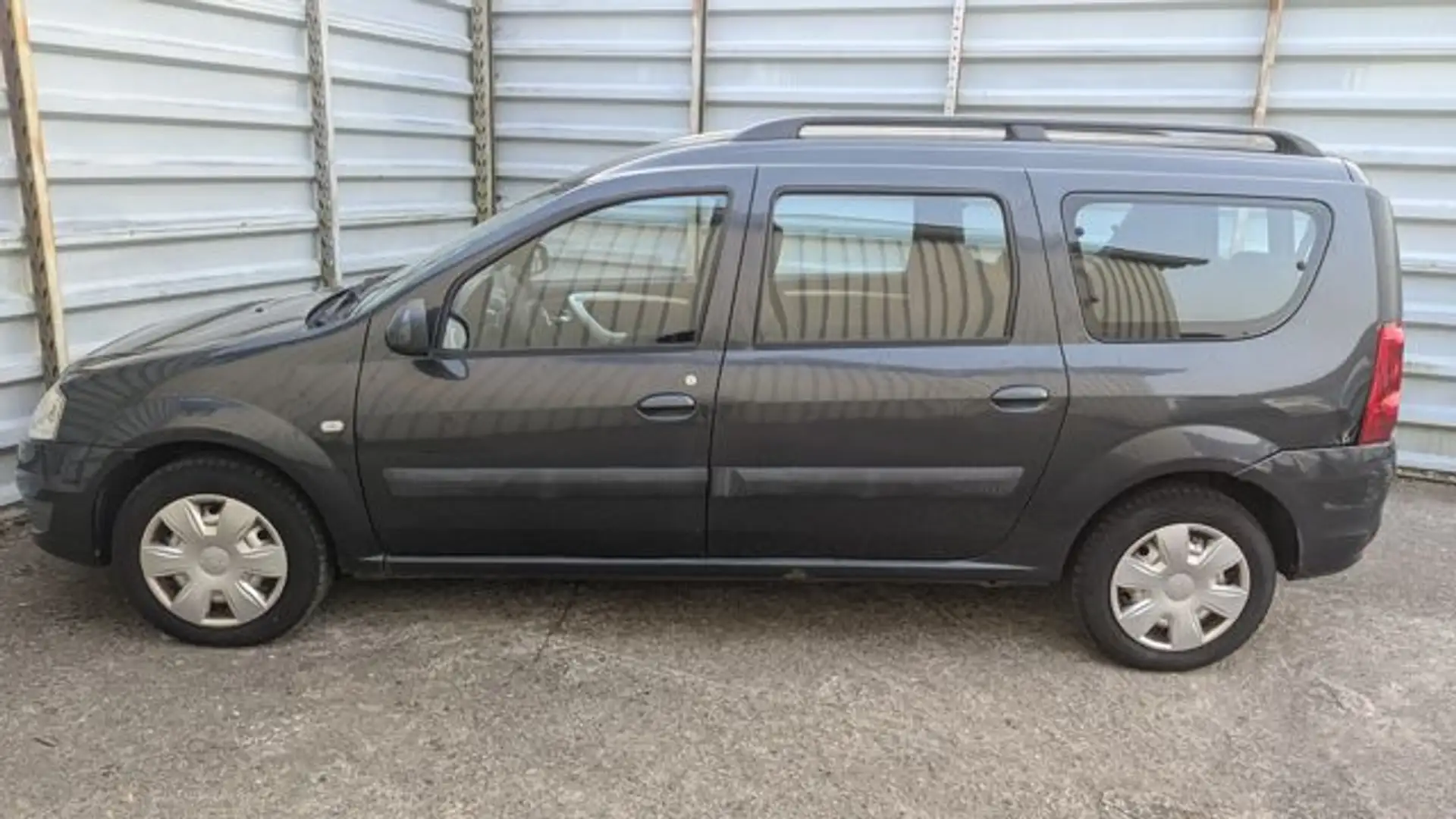 Dacia Logan MCV 1.6 Laureate*Klima*7 Sitze* Gri - 2
