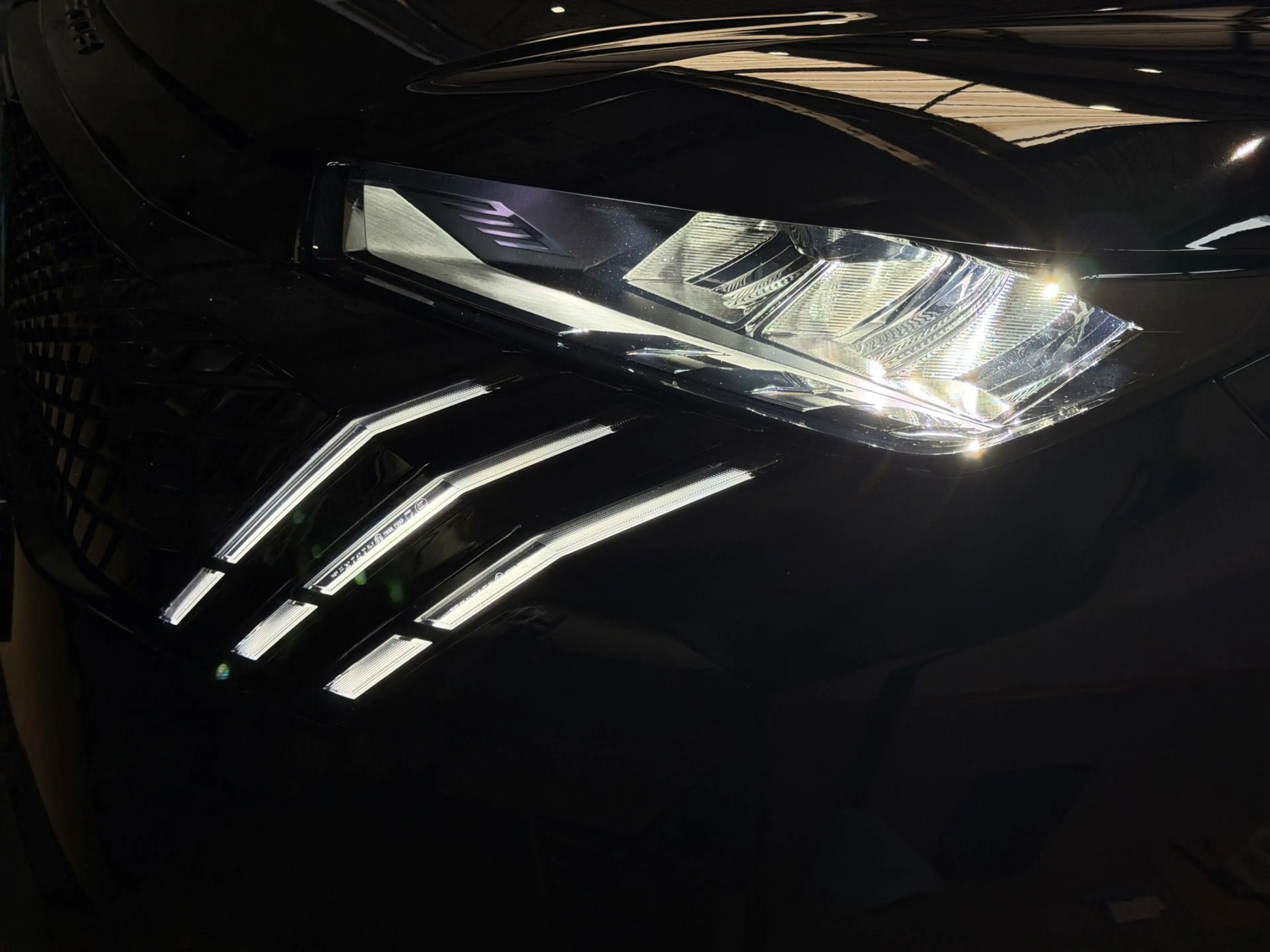 Peugeot 5008 1.2 Hybrid 145 Allure 7p|360|Keyless|ACC|Carplay|F — photo 14