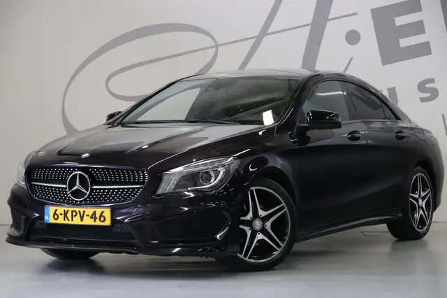 Mercedes-Benz CLA 200 AMG-line/ Bi-Xenon/ Dodehoek assistent