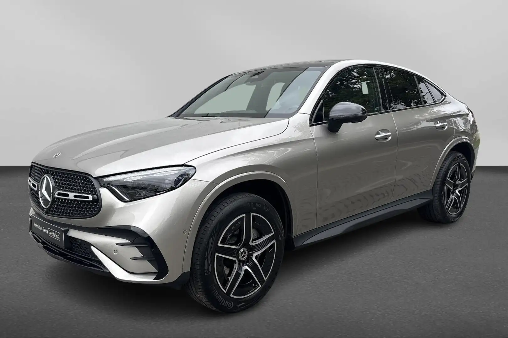 Mercedes-Benz GLC 300 Cars Coupé de 4MATIC AMG Line Argent - 1