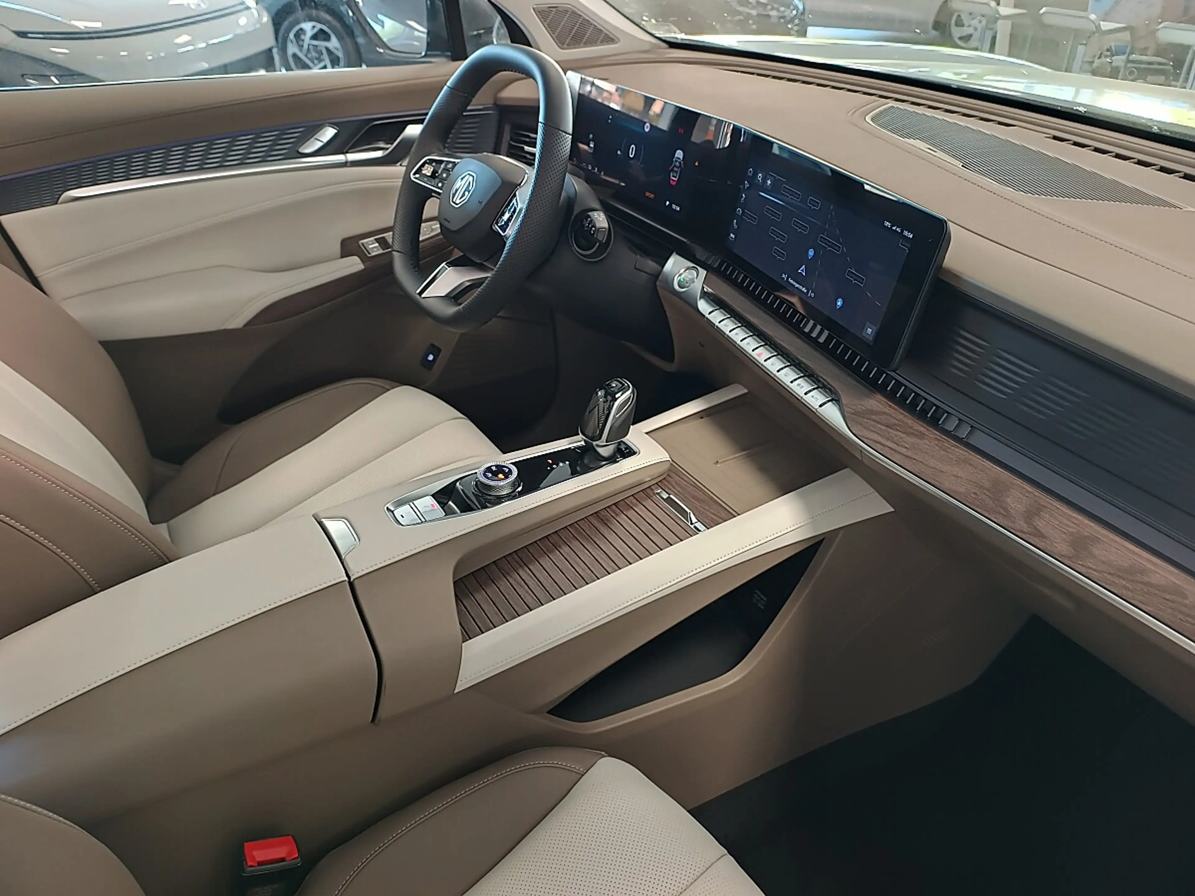 MG MGS9 1,5 PHEV Luxury *Pano*LED*BOSE* — photo 10