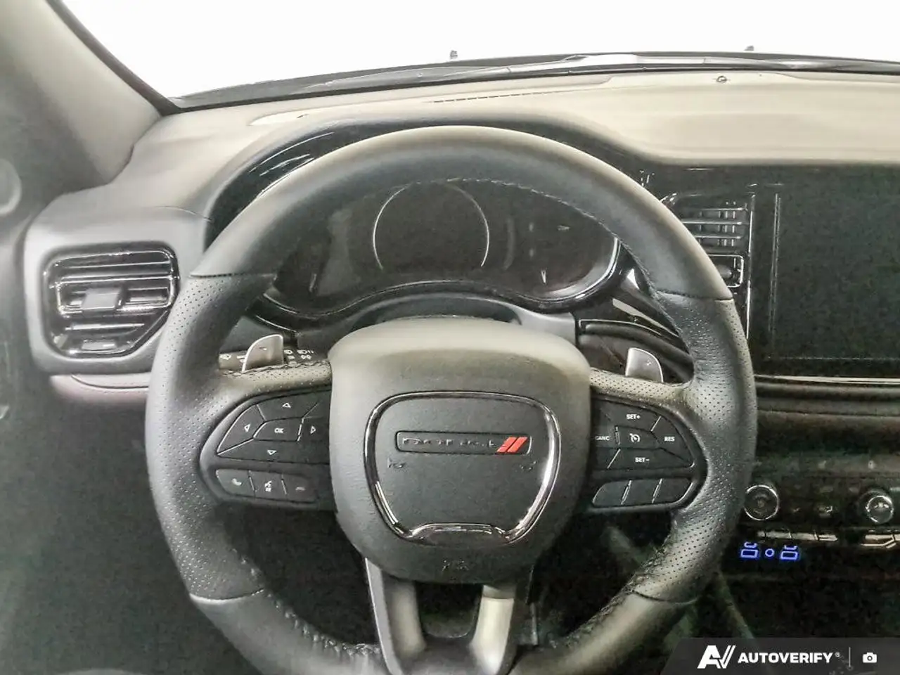Dodge Durango снимка Dodge Durango