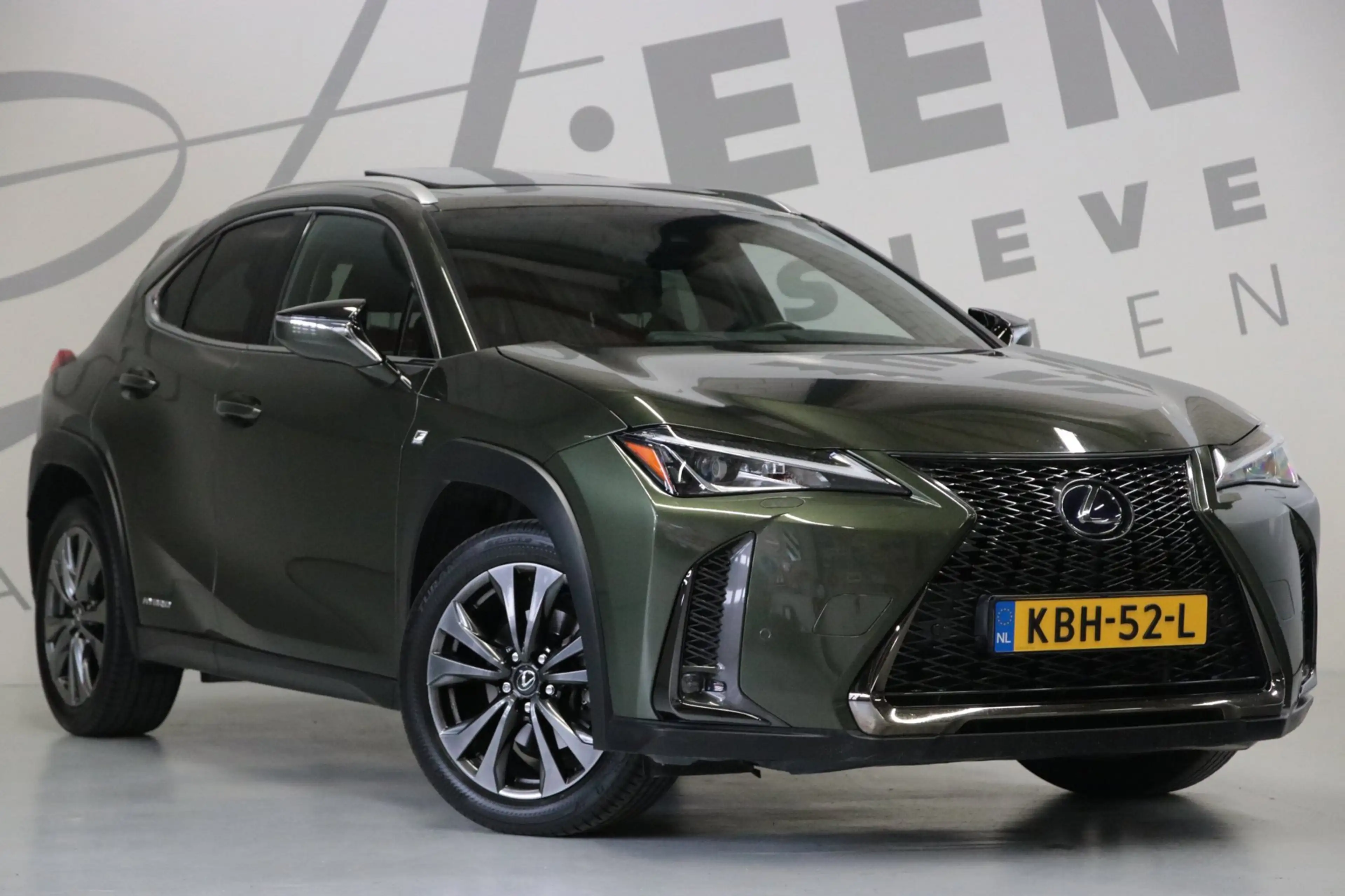 Lexus UX 250h F Sport Line/LED — photo 3