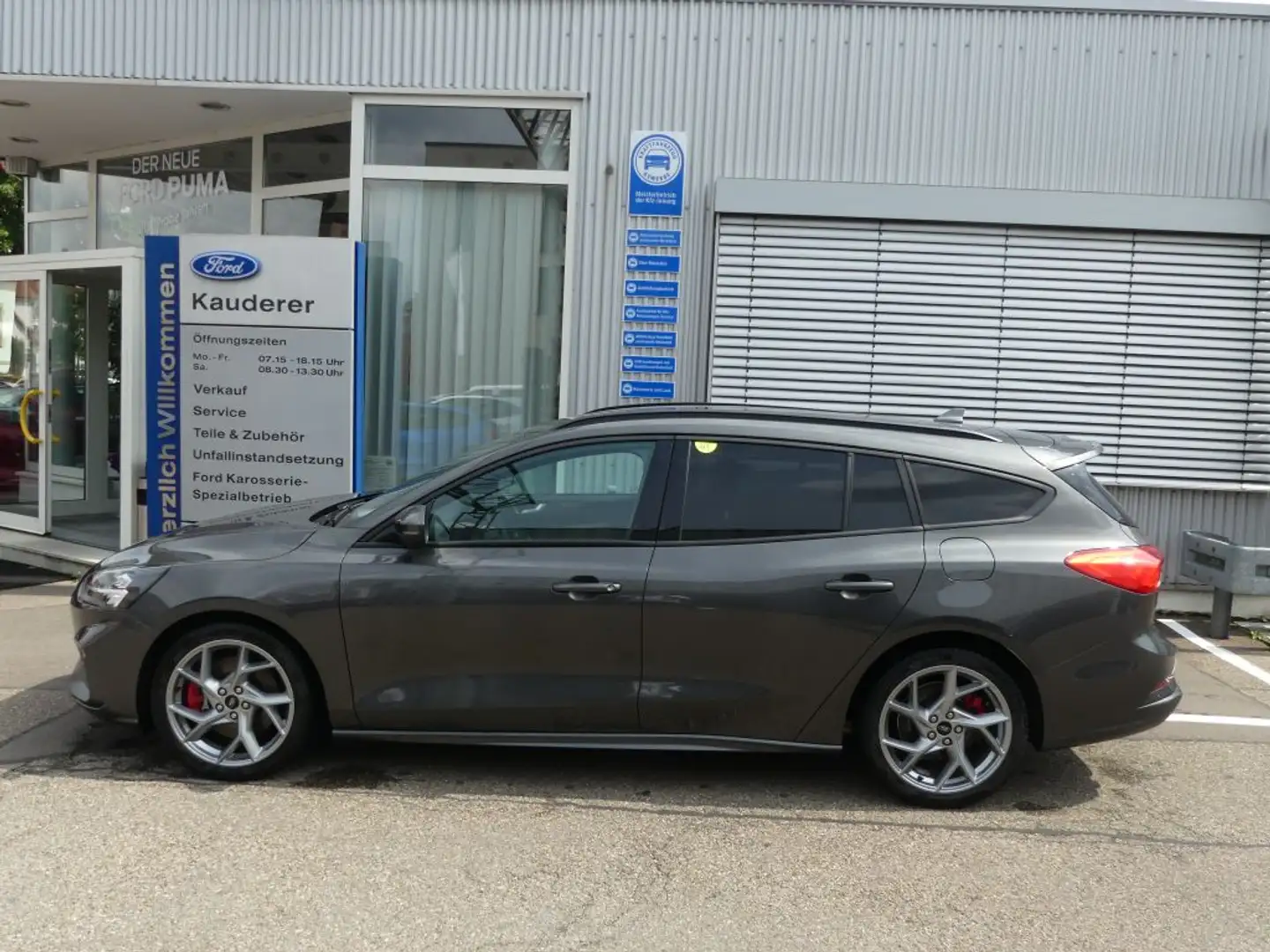 Ford Focus Turnier 2.3 EcoBoost S&S ST Gris - 2