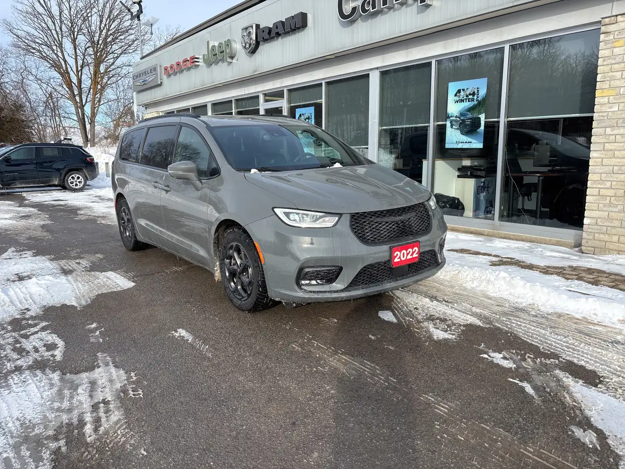 Chrysler Pacifica снимка Chrysler Pacifica