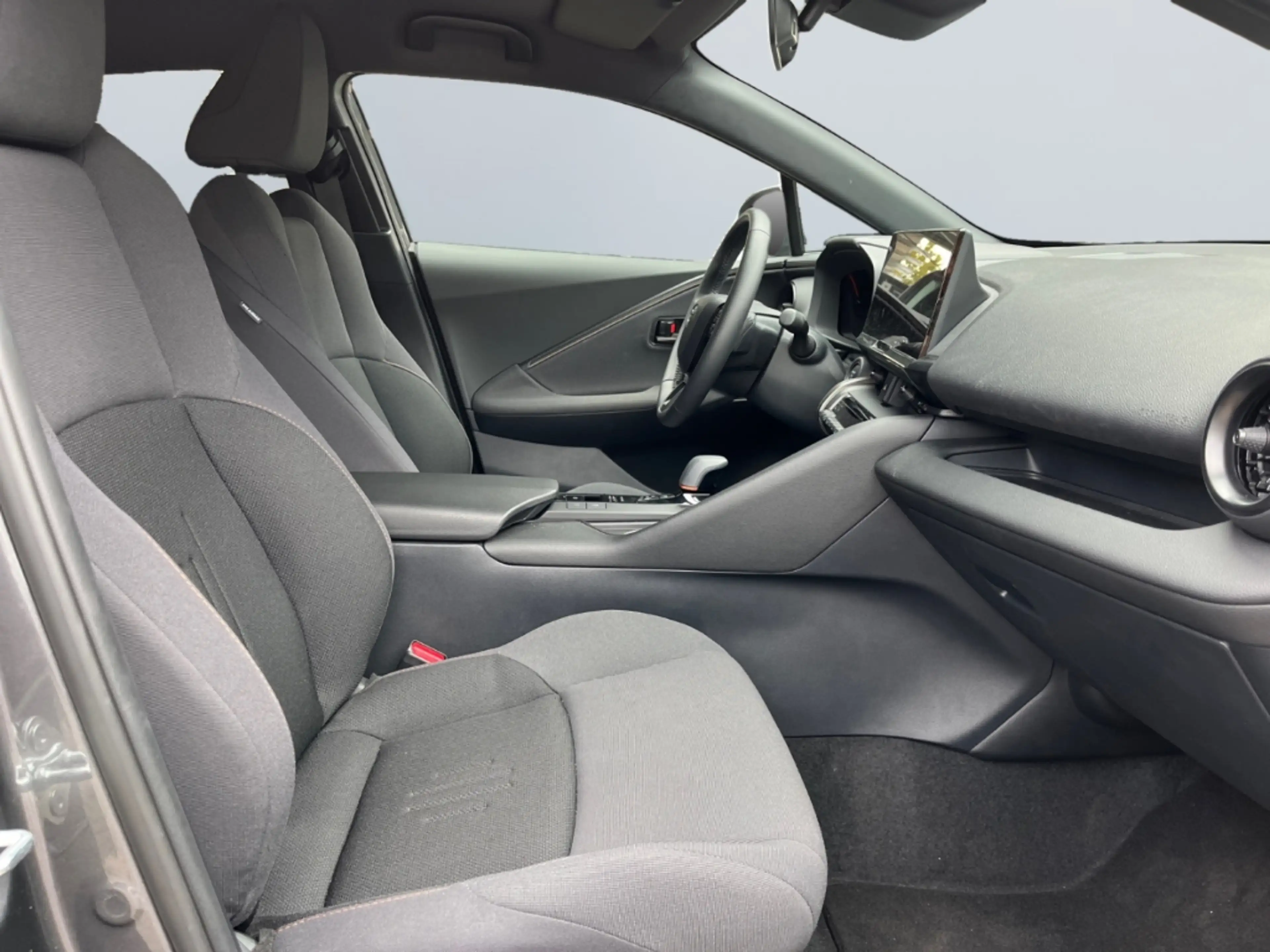 Toyota C-HR 2.0 Plug-In Hybrid Teamplayer *Technik Paket* — photo 13