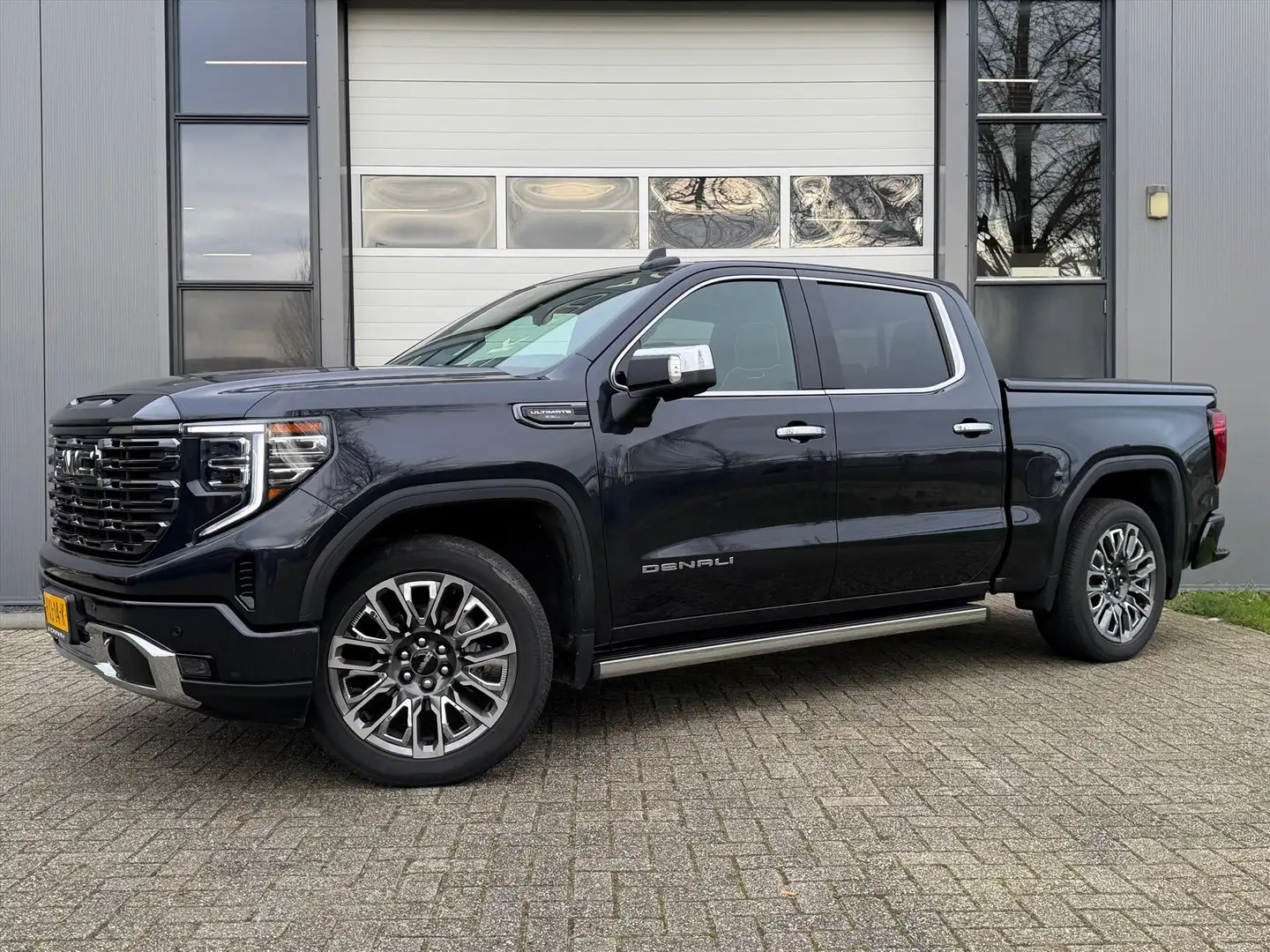 GMC Sierra Denali Ultimate Sierra Grau - 1