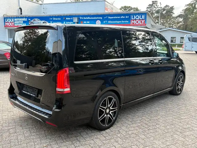 Mercedes-Benz V-Class view 6