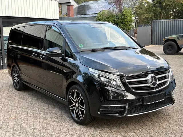Mercedes-Benz V-Class view 5