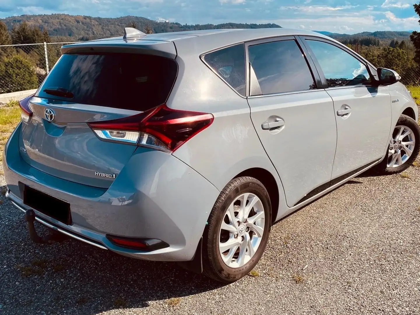 Toyota Auris Auris 1.8 Hybrid Life Grau - 2