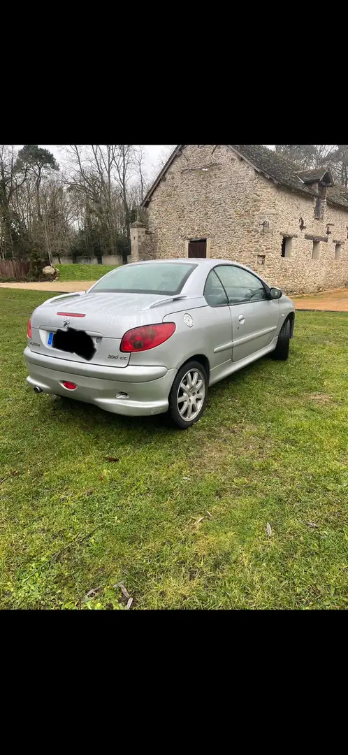 Peugeot 206 CC 2.0i 16V - 2