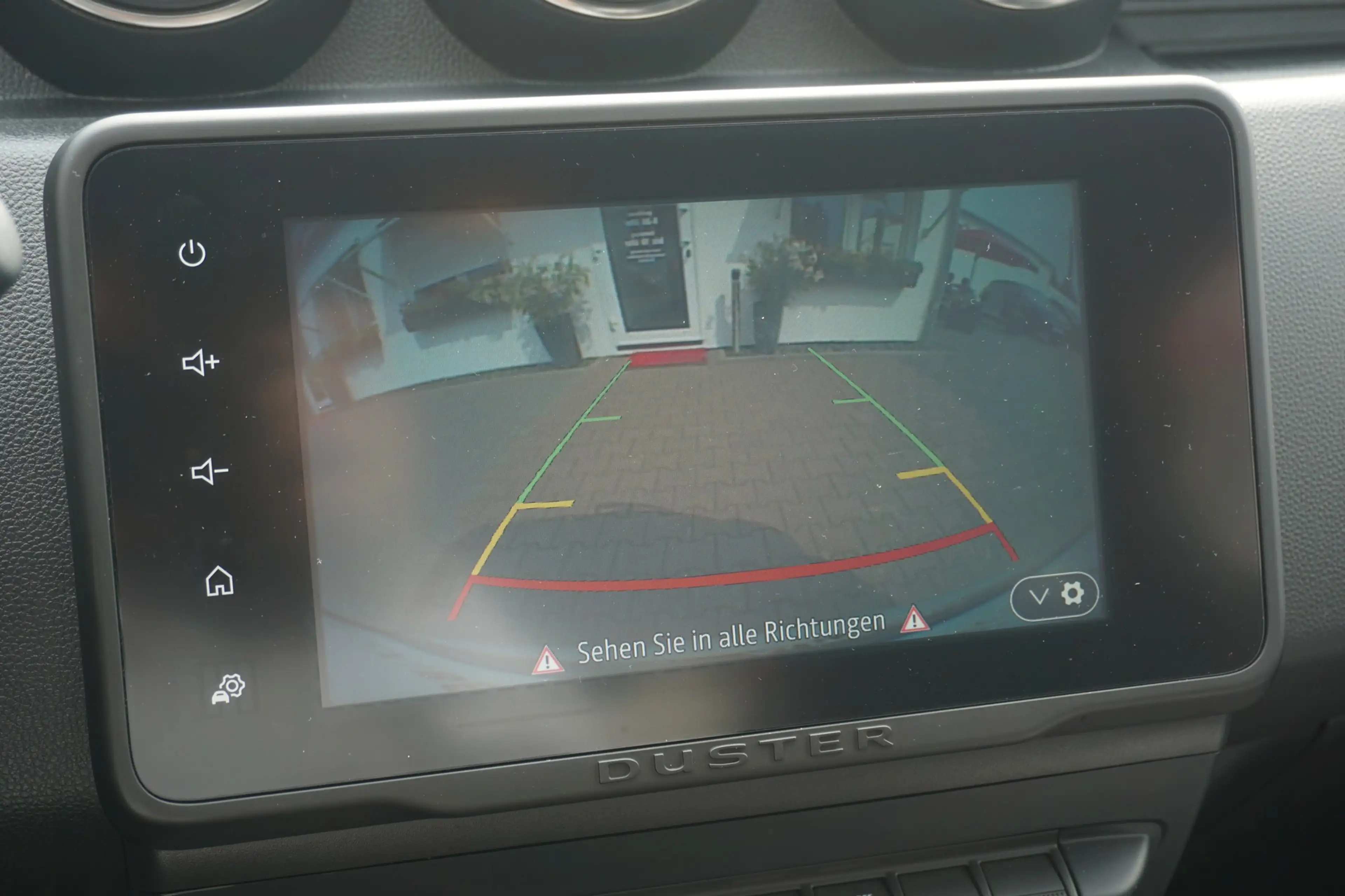 Dacia Duster II 1.3 TCe Prestige Aut. LED Navi Kamera — photo 14