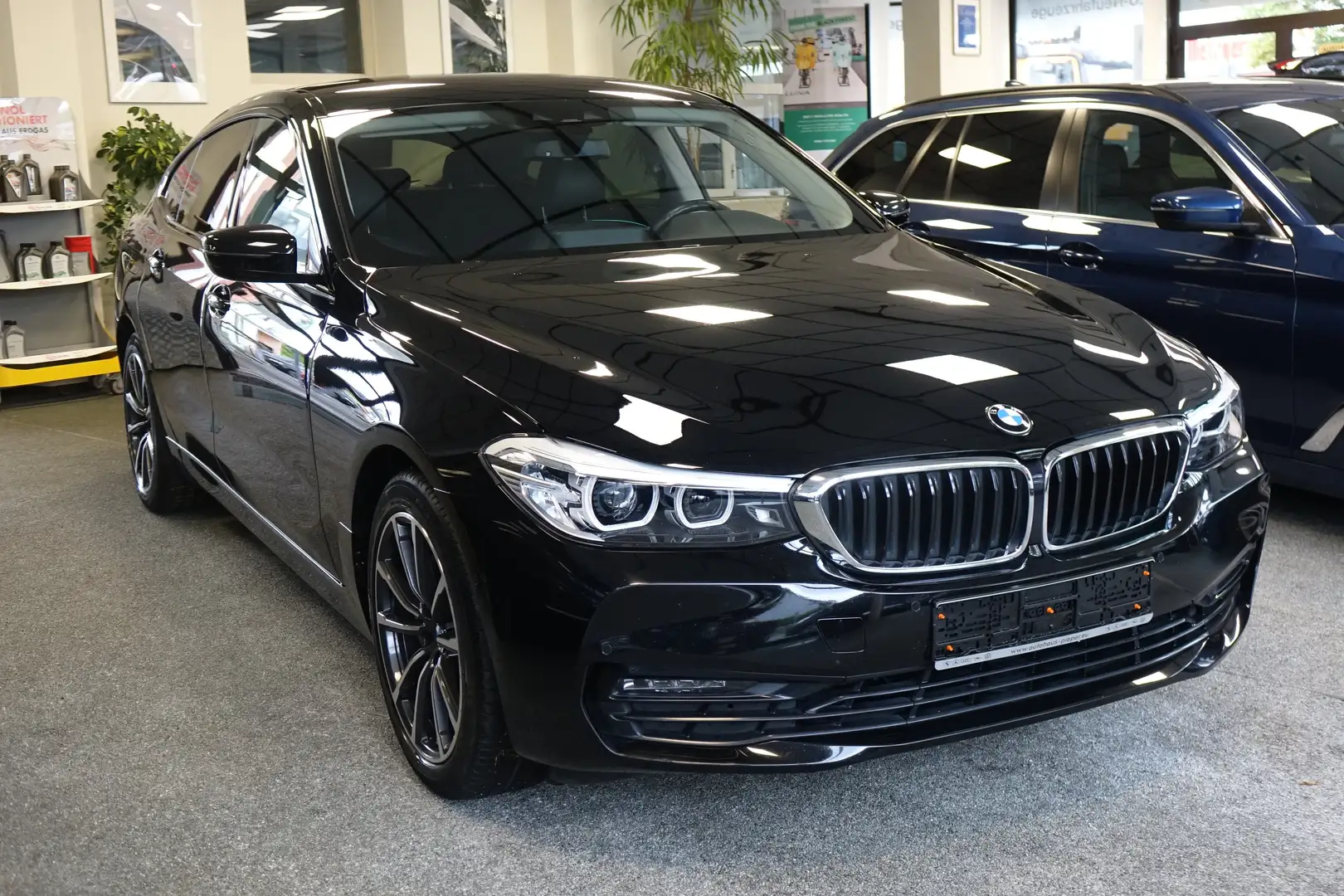 BMW 630 630 d xDrive Sport Line+M-Lenkrad+H/K+Luftfederung Black - 1