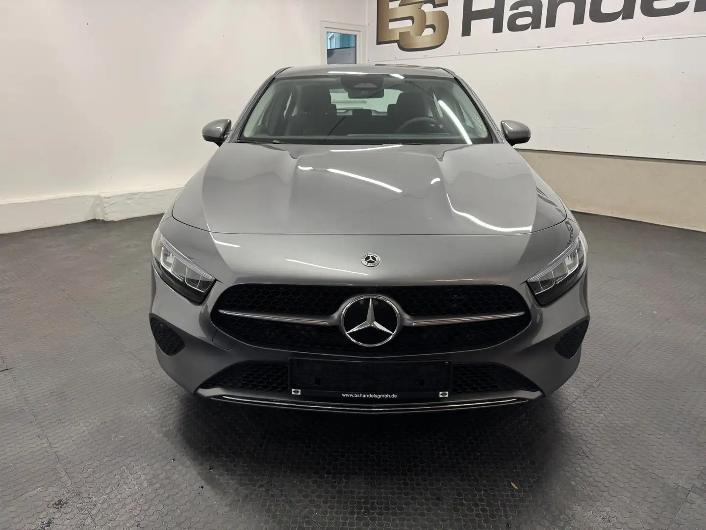 Mercedes-Benz A 200 Progr.*LED*KAMERA*NAVI*TEMPO*VIRTUAL* Gris - 2