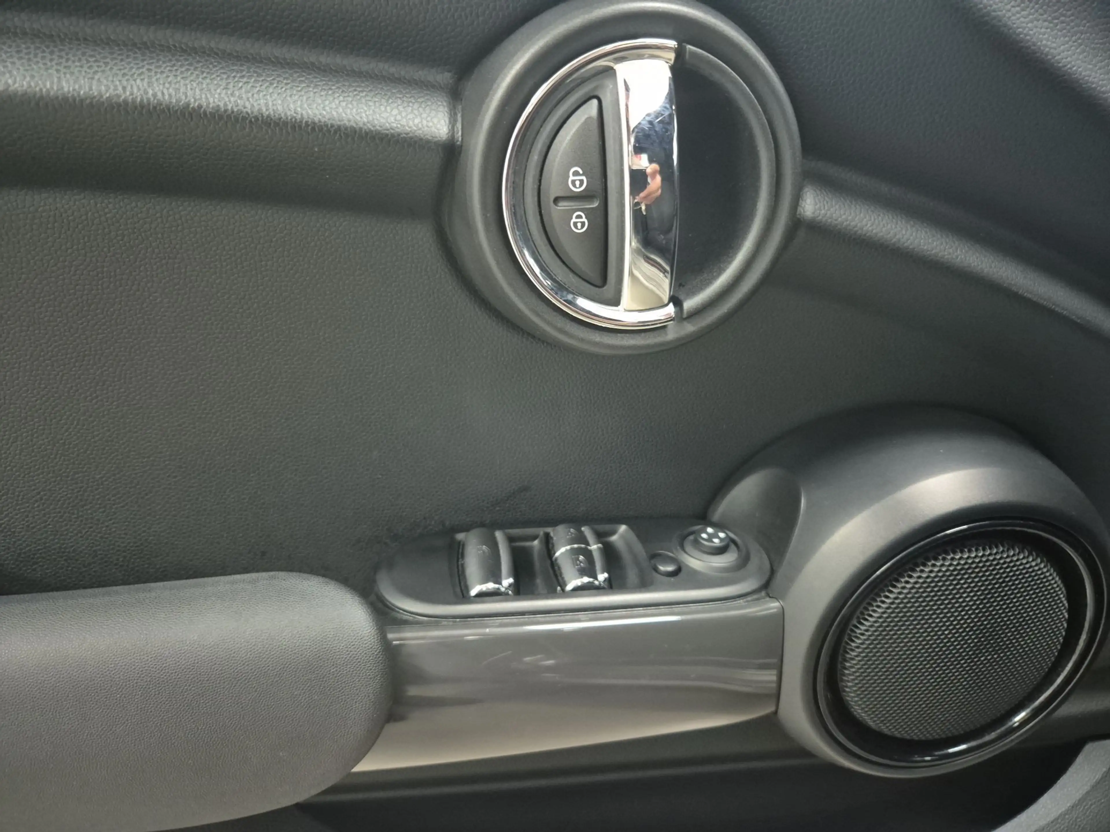MINI One Cabrio *JohnCooperWorks*PDC*SHZ* — photo 14