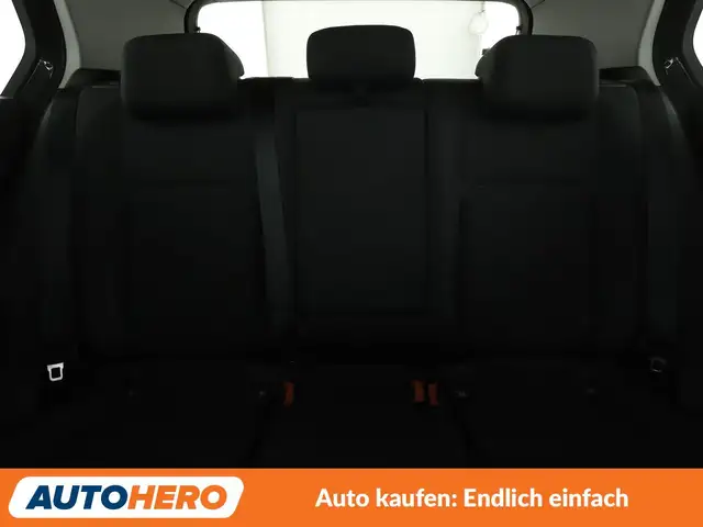 Volkswagen Golf view 15